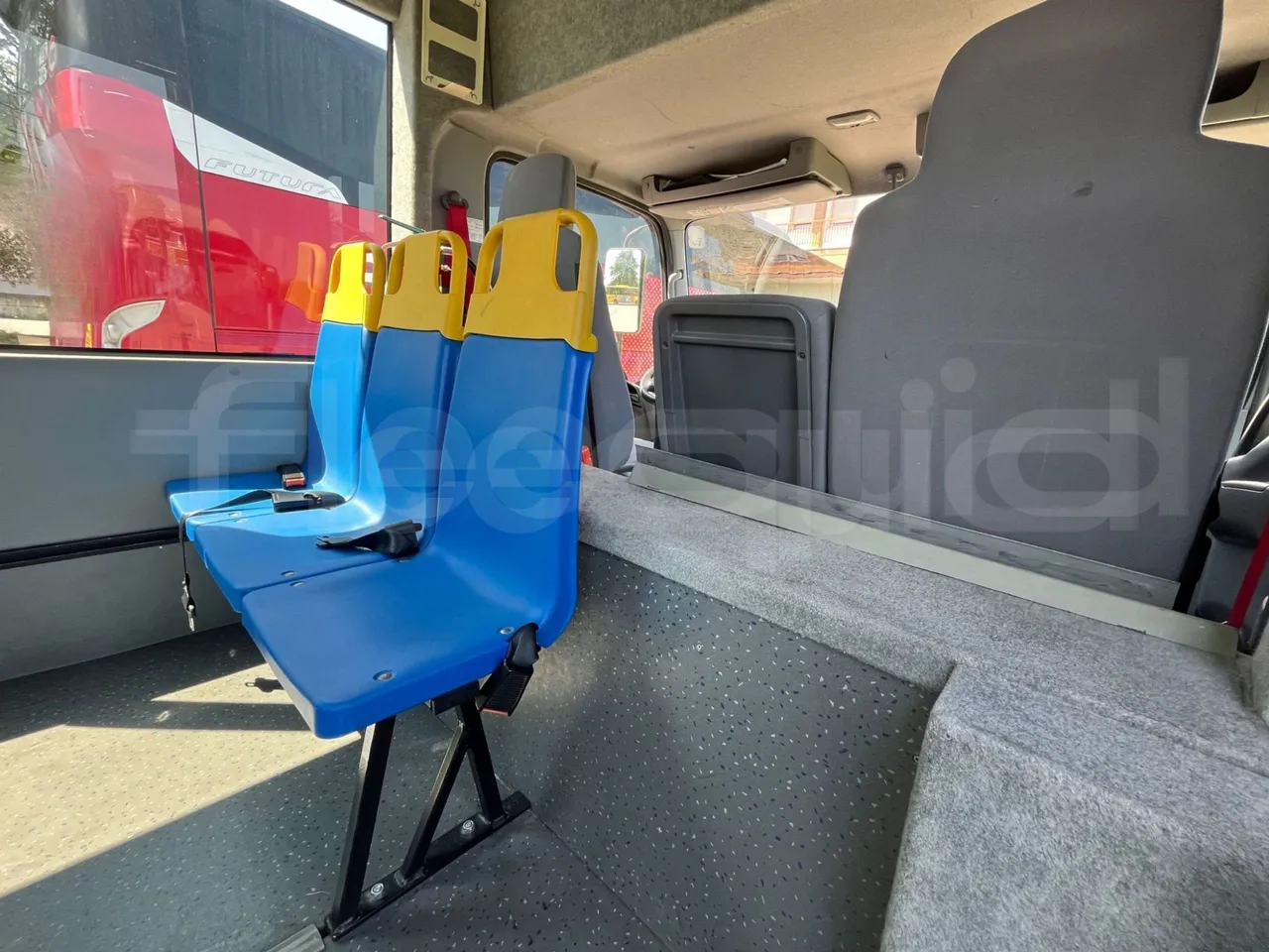 Isuzu P65 P65/ Euro 6 - 110 Kw - 7,900 Mt - central seat safety belt