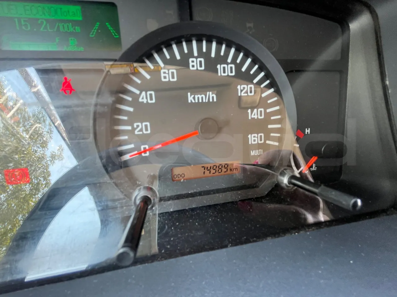 Isuzu P65 P65/ Euro 6 - 110 Kw - 7,900 Mt - dashboard lights on