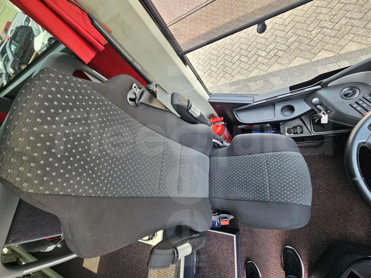 Setra S516 HD/2 - EUR6 - 315kW - 13.12m - driver's seat photo (mandatory for bus to scrap)