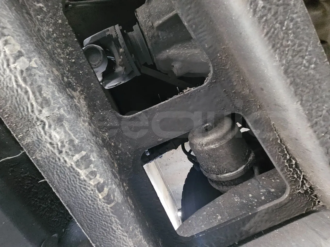 Setra S516 HD/2 - EUR6 - 315kW - 13.12m - driveshaft photo