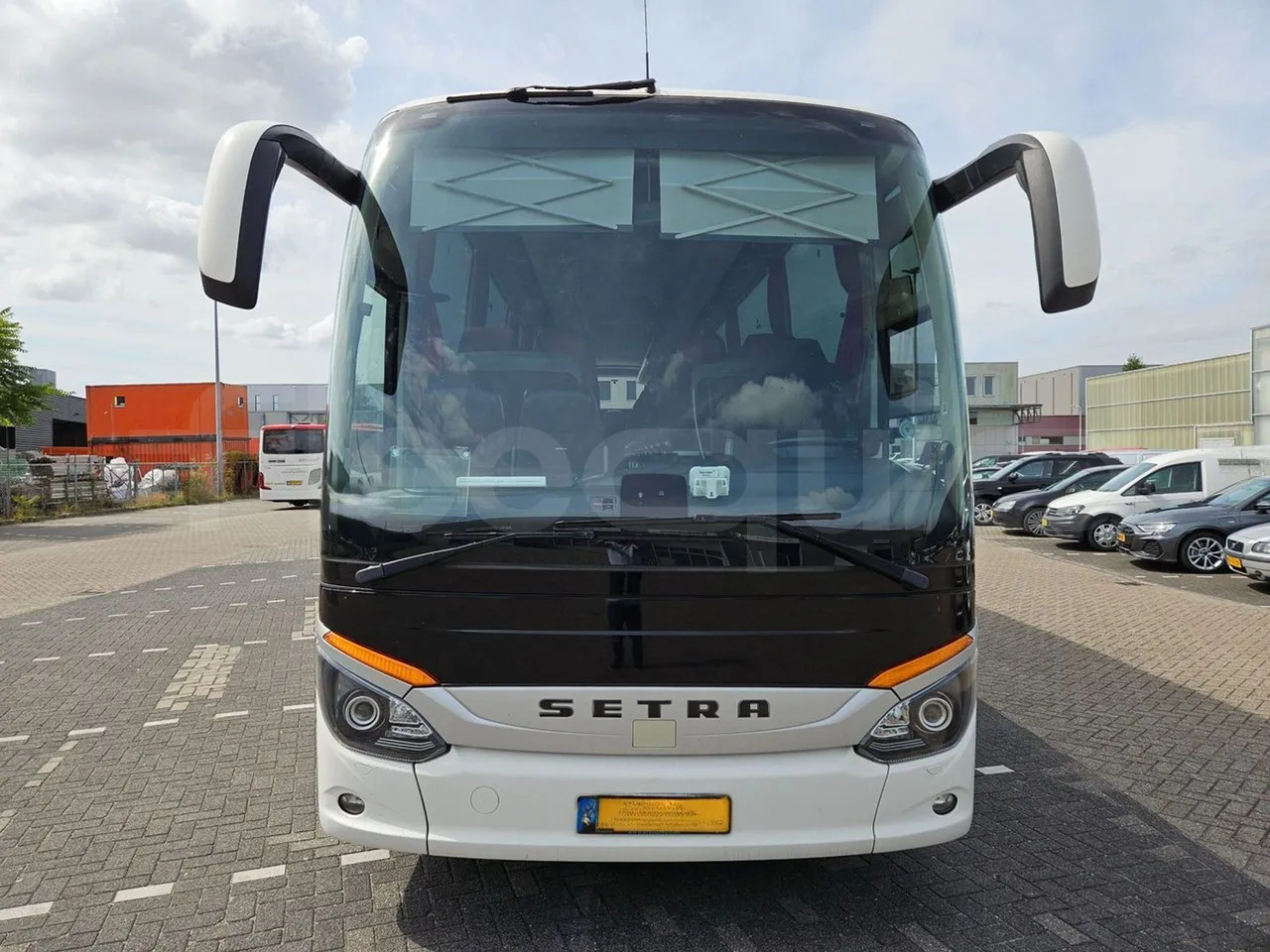 Setra S516 HD/2 - EUR6 - 315kW - 13.12m - front photo