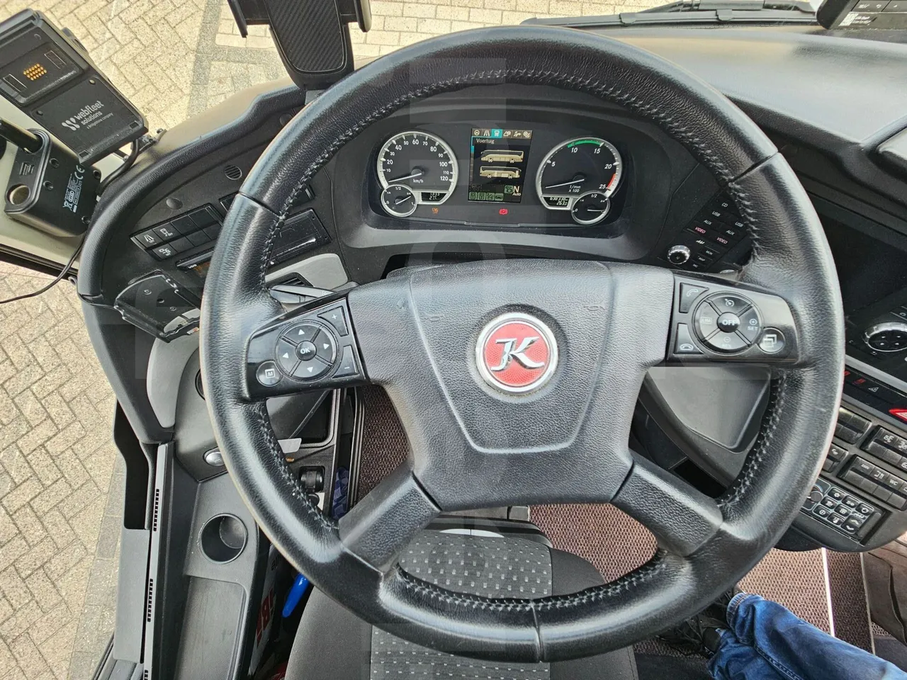 Setra S516 HD/2 - EUR6 - 315kW - 13.12m - steering wheel photo