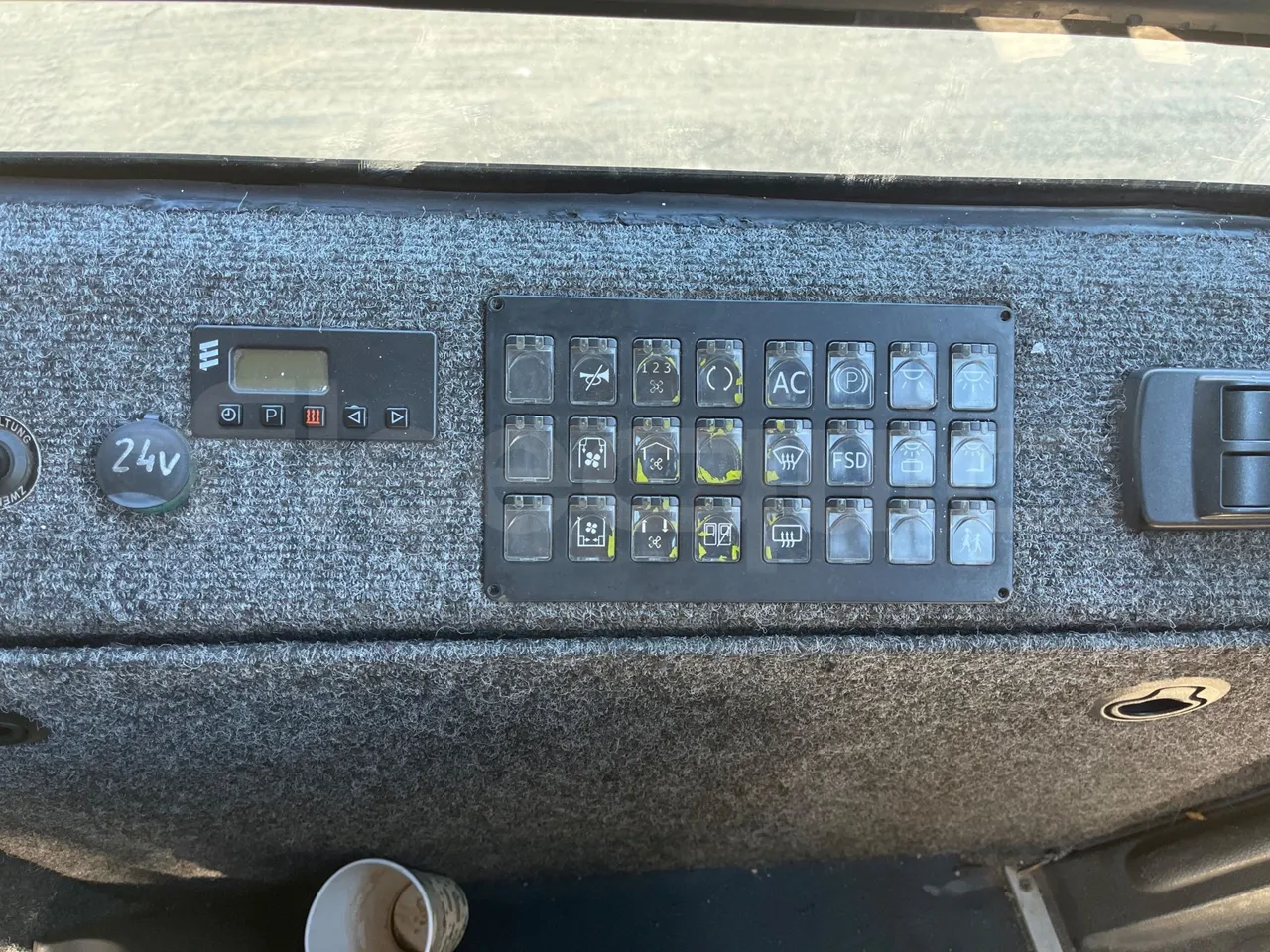 Kutsenits IC HNF-1 - EUR5 - 125kW -8.5m - onboard devices 1