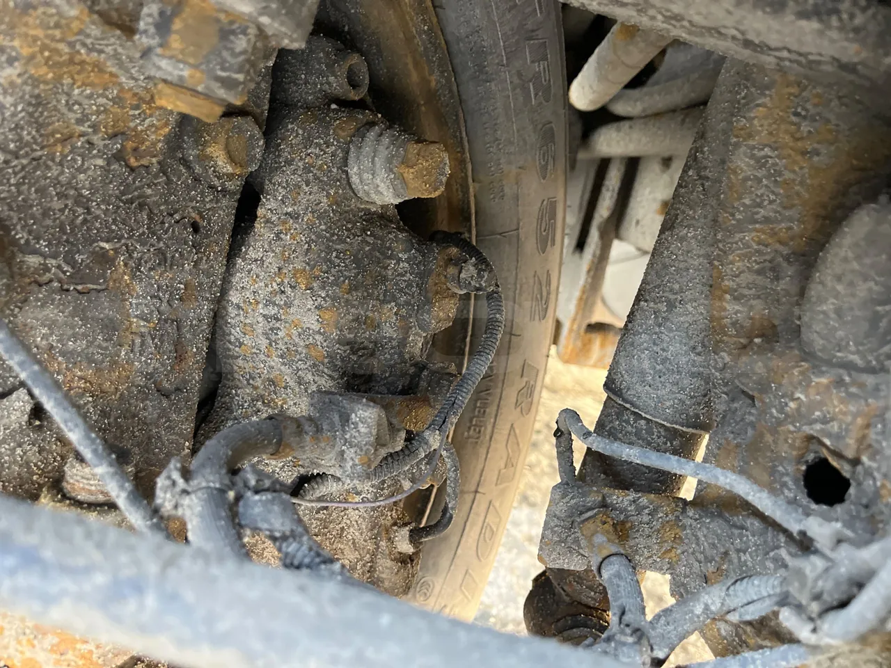 Kutsenits IC HNF-1 - EUR5 - 125kW -8.5m - front brake calipers right