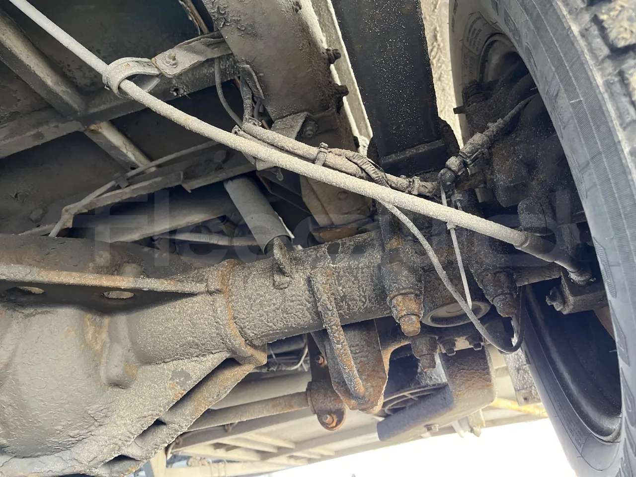 Kutsenits IC HNF-1 - EUR5 - 125kW -8.5m - axle 2 shock absorbers 1 left