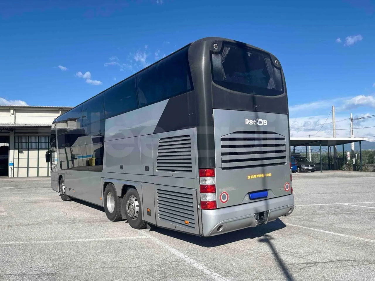 Neoplan 1122/3 L - Euro3 - 390kW - 13.790mt - 3/4 left rear side
