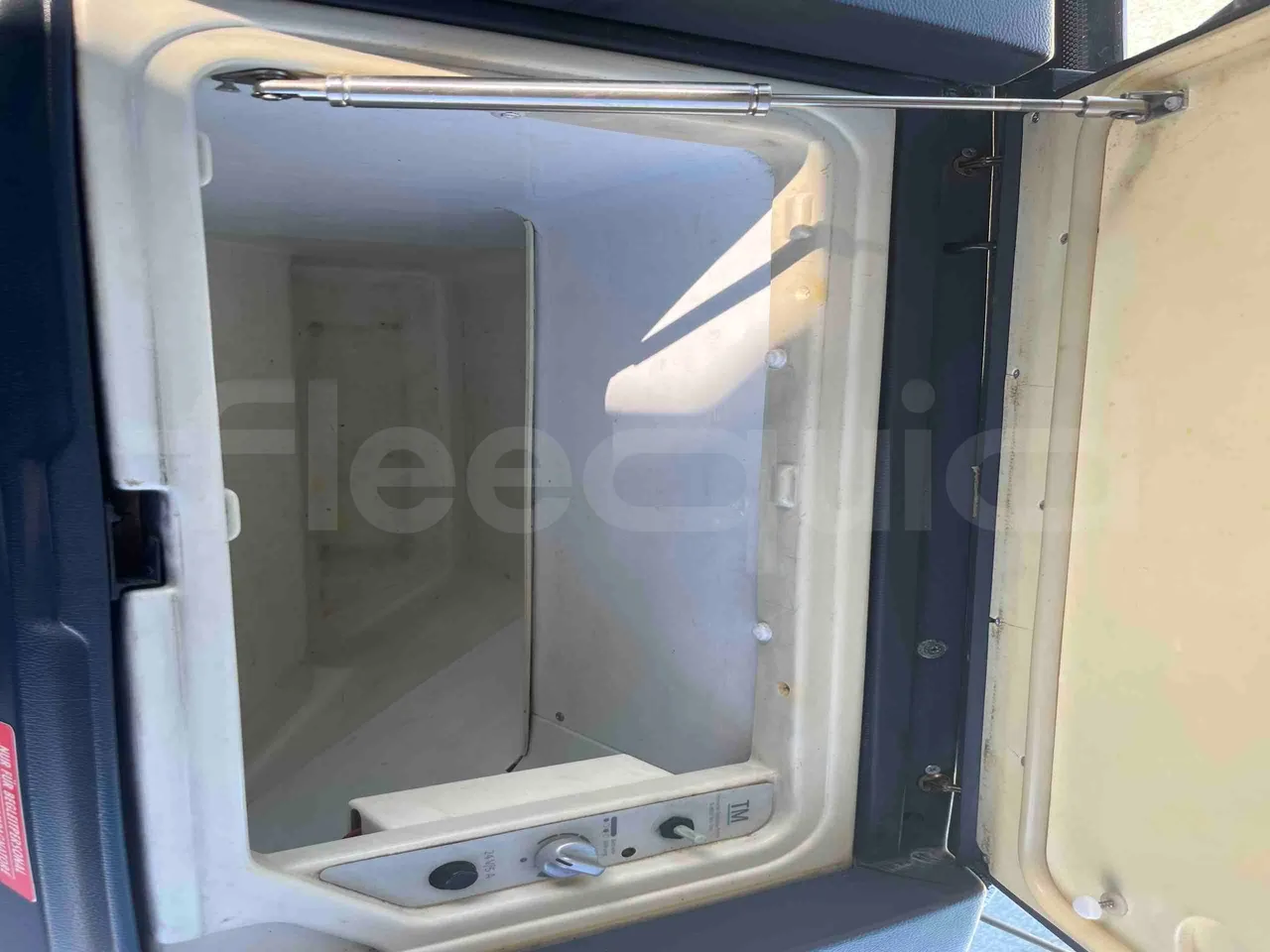 Neoplan 1122/3 L - Euro3 - 390kW - 13.790mt - coffee machine accessories