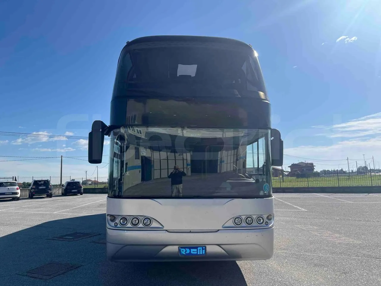 Neoplan 1122/3 L - Euro3 - 390kW - 13.790mt - front photo