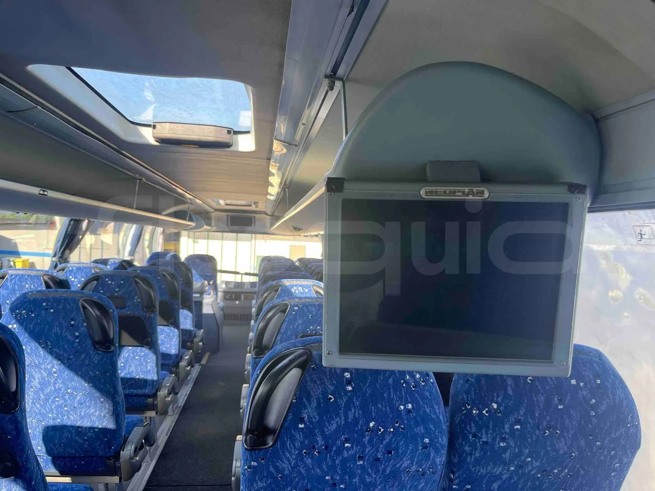 Neoplan 1122/3 L - Euro3 - 390kW - 13.790mt - monitor detail photo