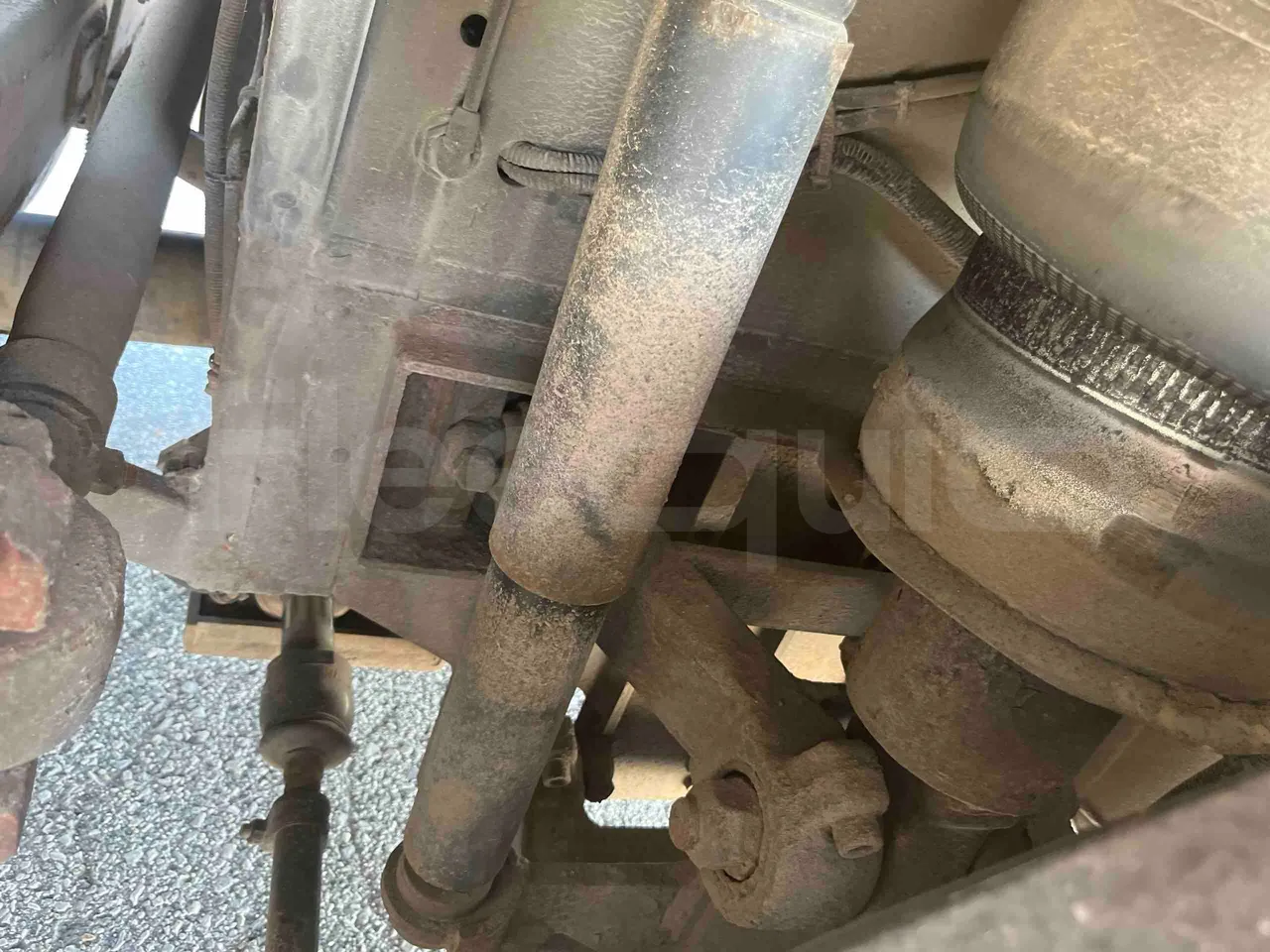 Neoplan 1122/3 L - Euro3 - 390kW - 13.790mt - axel 3 shock absorbers 1 left