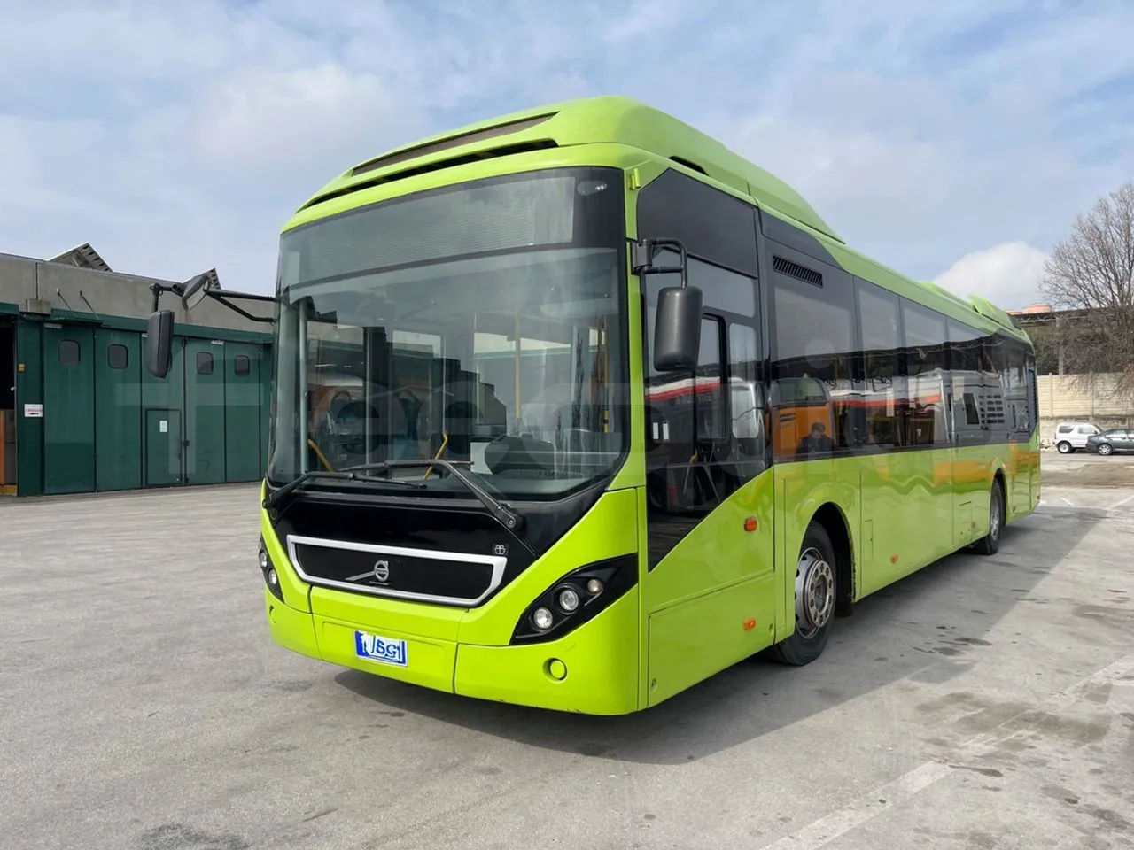 Volvo B4SC 7900  - Euro6 - 177kW - 12.134mt - 3/4 front left