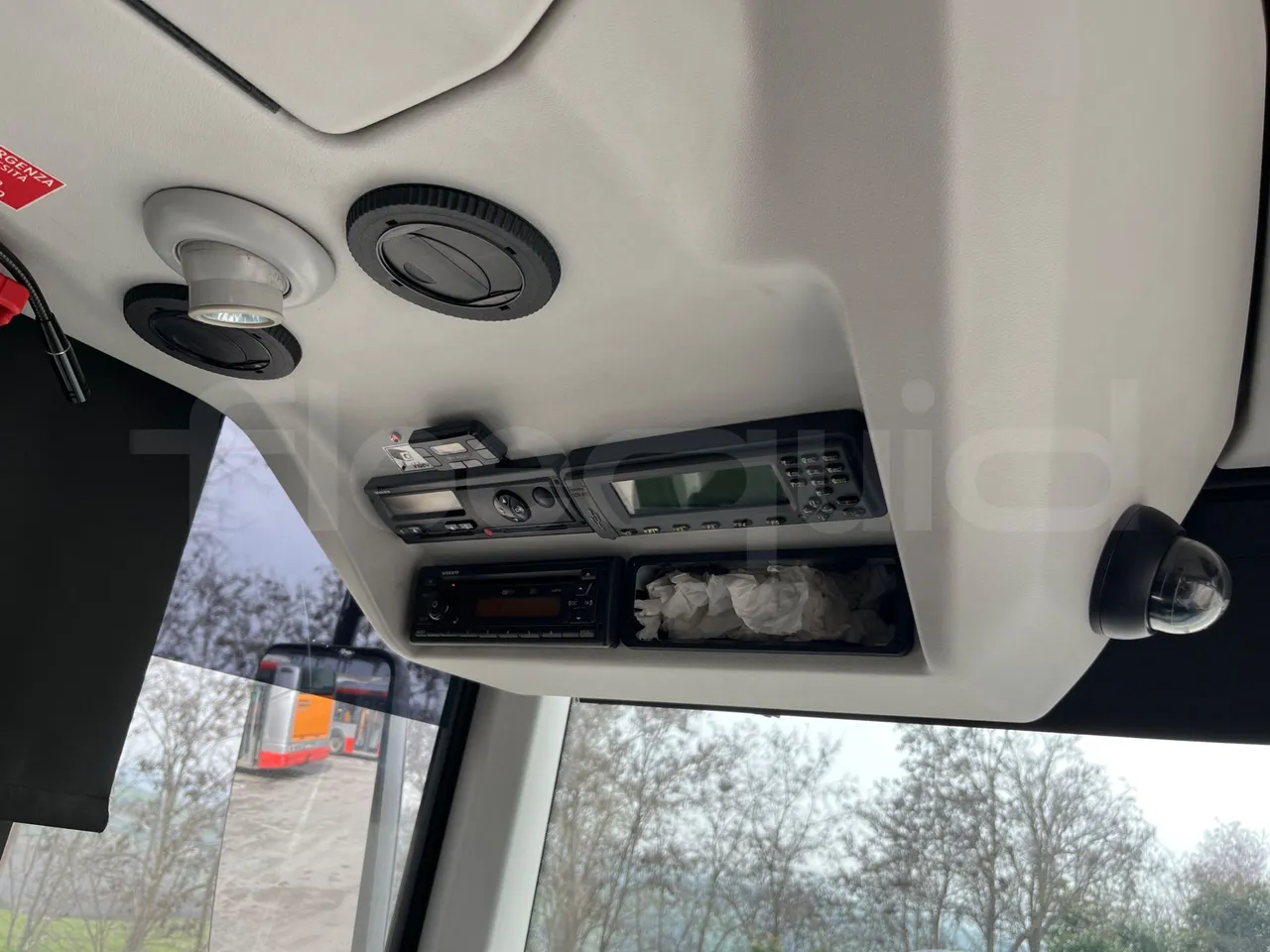 Volvo B4SC 7900  - Euro6 - 177kW - 12.134mt - radio accessories photo