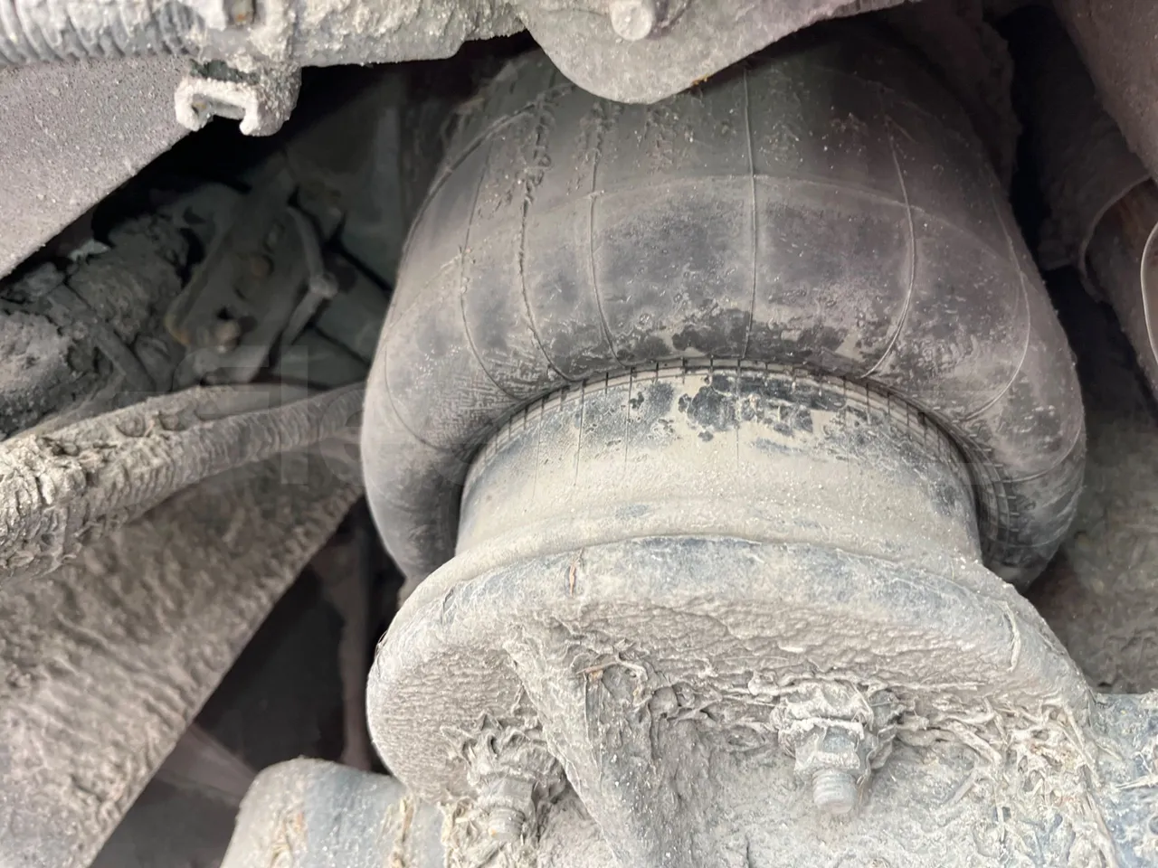 Volvo B4SC 7900  - Euro6 - 177kW - 12.134mt - axel 2 air springs 2 right