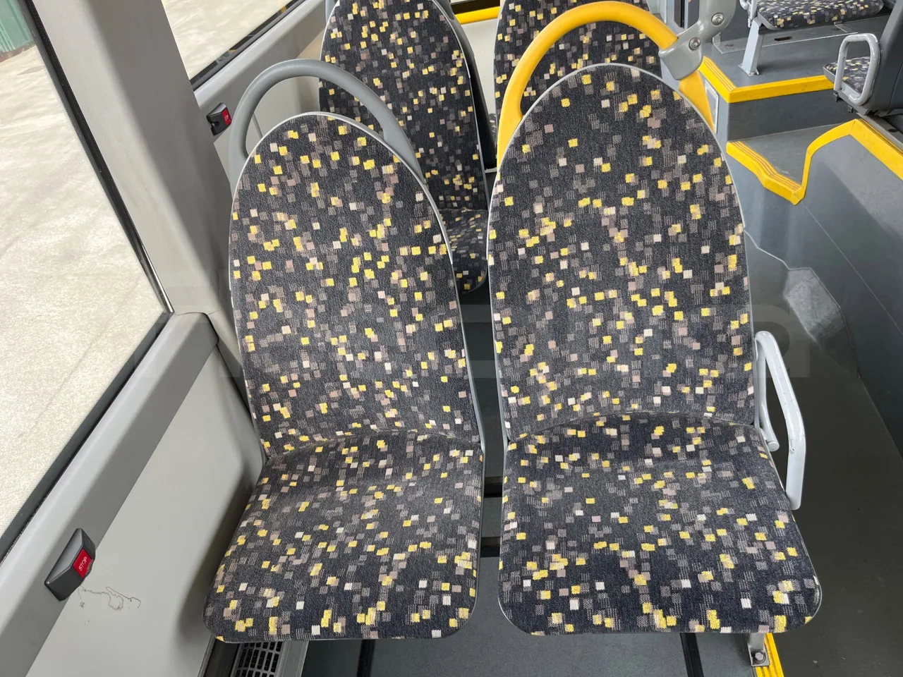 Volvo B4SC 7900  - Euro6 - 177kW - 12.134mt - single seat detail