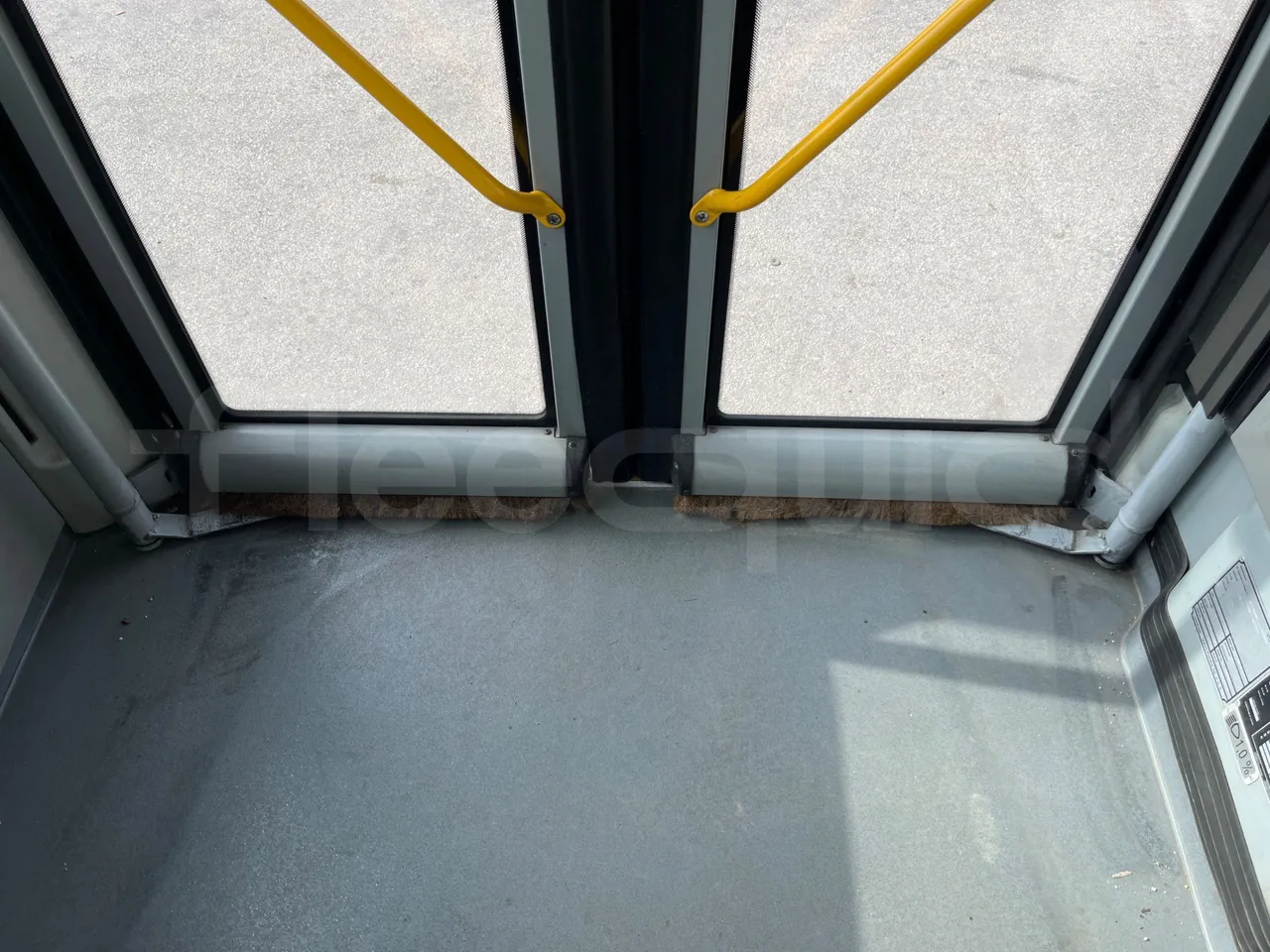 Volvo B4SC 7900  - Euro6 - 177kW - 12.134mt - door mechanism photo