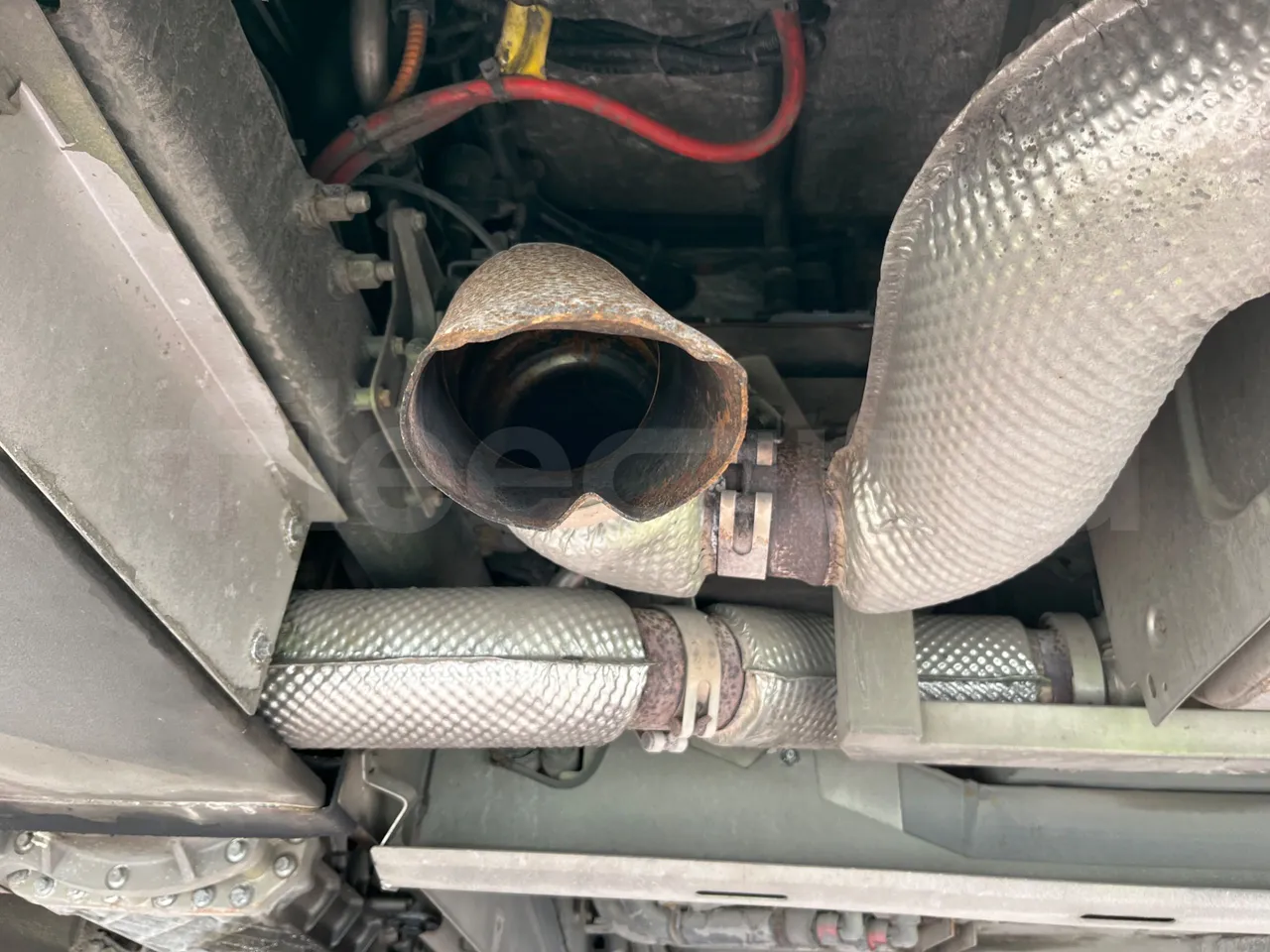 Volvo B4SC 7900  - Euro6 - 177kW - 12.134mt - exhaust photo