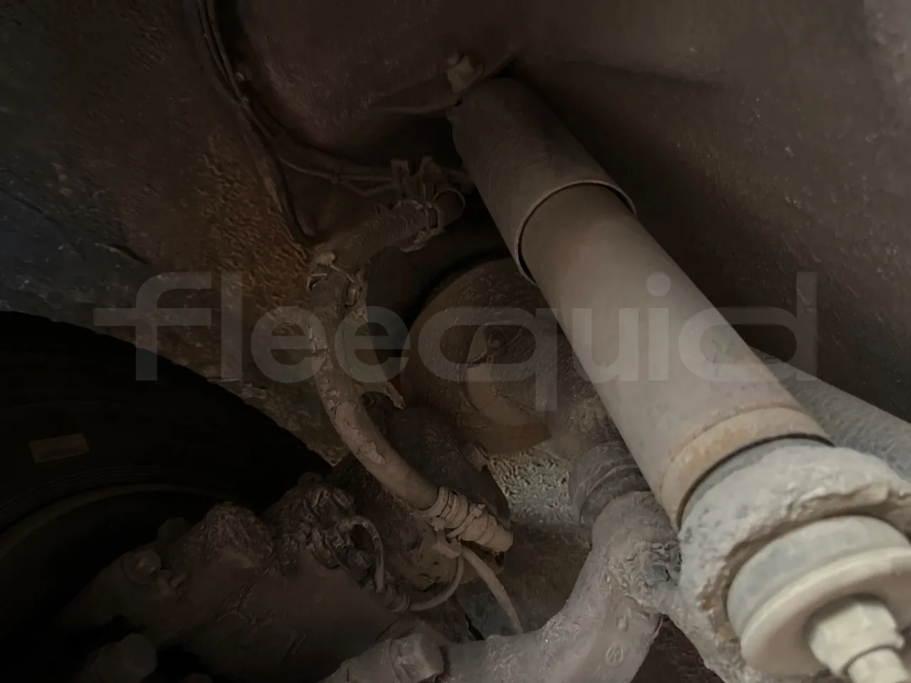 Volvo B4SC 7900  - Euro6 - 177kW - 12.134mt - front air springs left