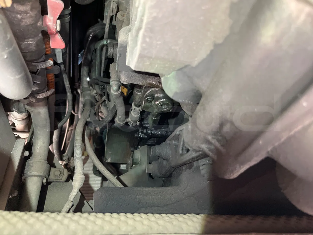 Volvo B4SC 7900  - Euro6 - 177kW - 12.134mt - gearbox plate photo