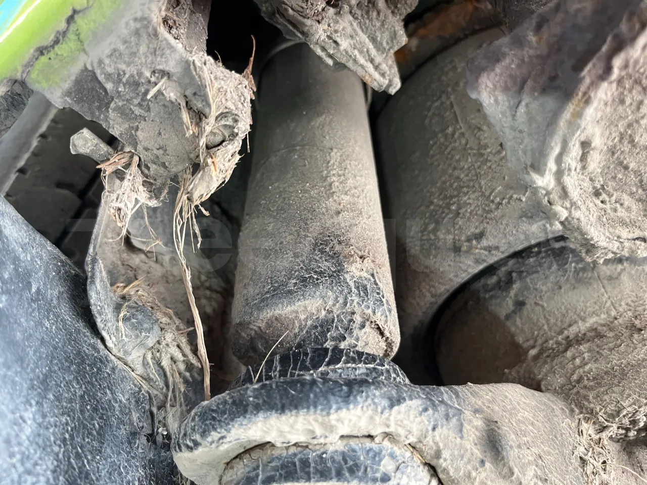 Volvo B4SC 7900  - Euro6 - 177kW - 12.134mt - axle 2 shock absorbers 2 left