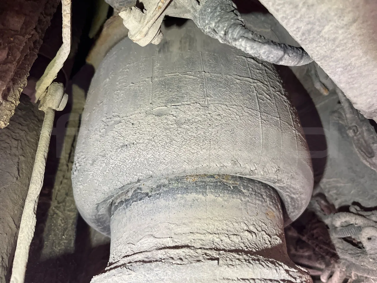 Volvo B4SC 7900  - Euro6 - 177kW - 12.134mt - axle 2 shock absorbers 2 left