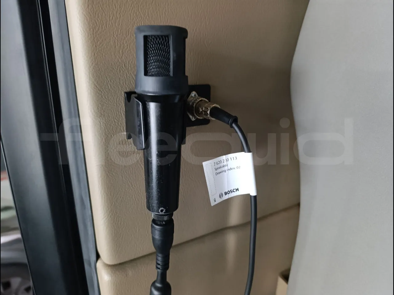 Iveco Magelys SFR2XX QC M8CU - Euro6 - 294Kw - 12,830mt - hostes microphone accessories photo