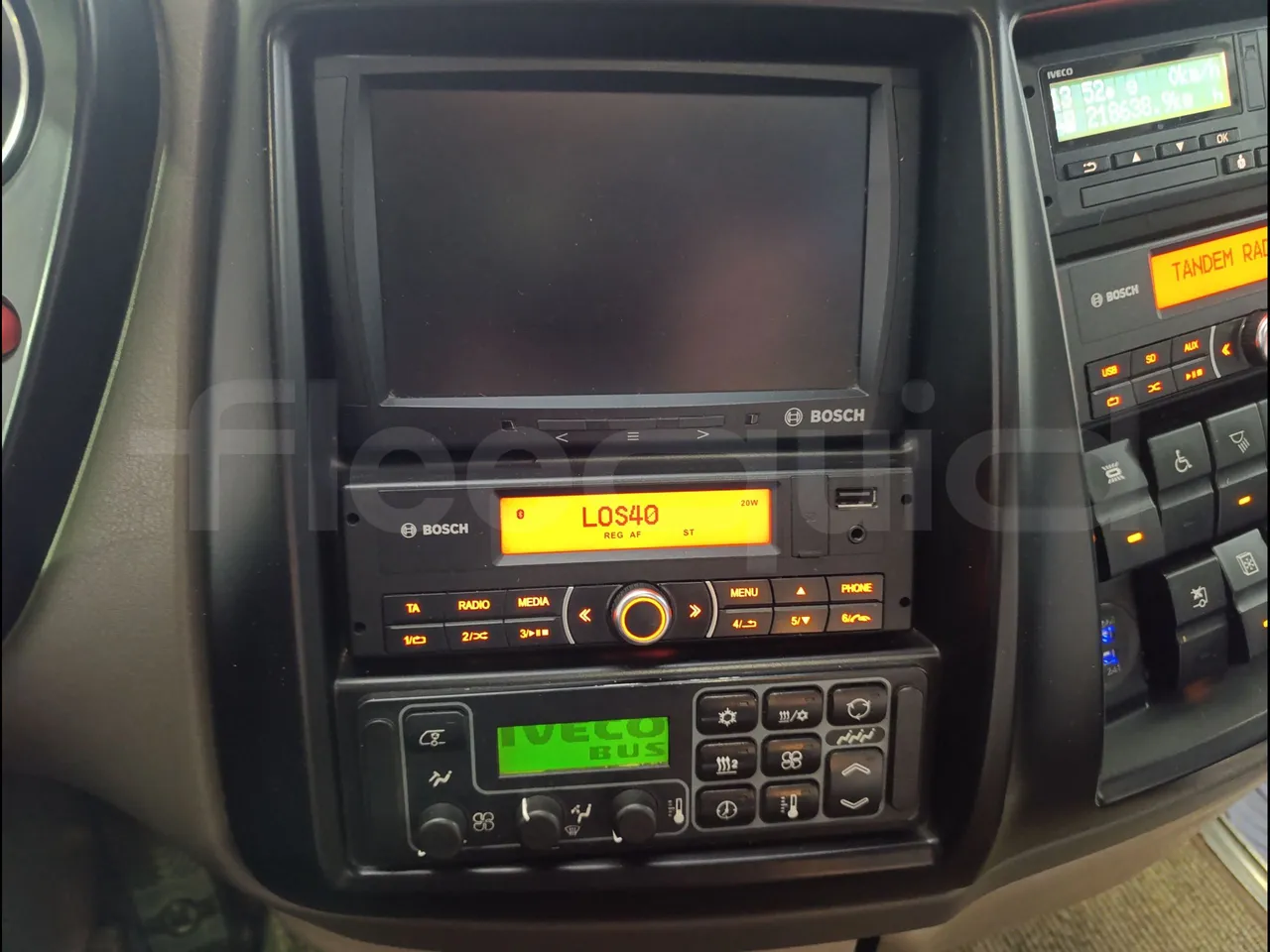 Iveco Magelys SFR2XX QC M8CU - Euro6 - 294Kw - 12,830mt - onboard devices 1