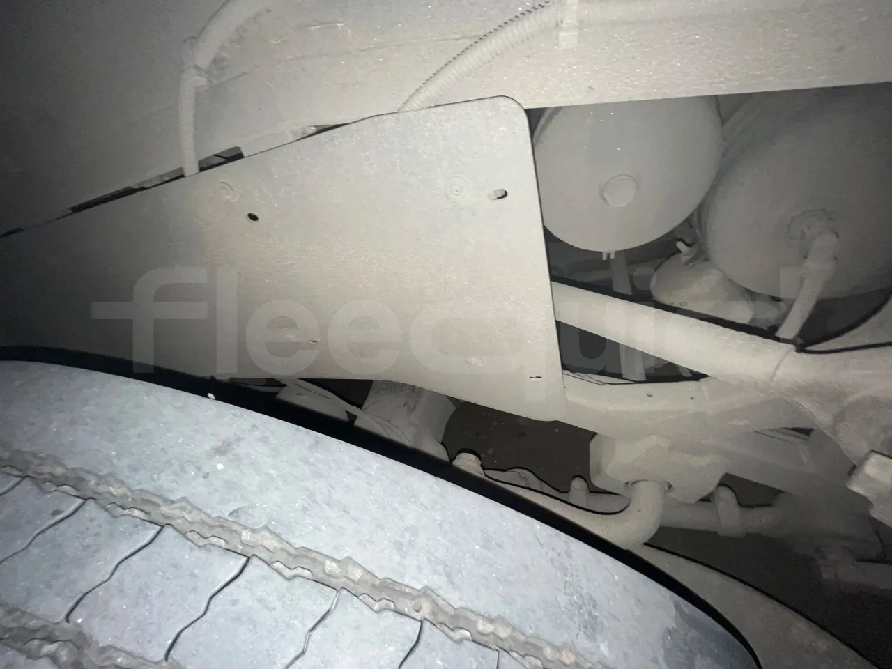 Iveco Magelys SFR2XX QC M8CU - Euro6 - 294Kw - 12,830mt - axle 2 caliper brakes right