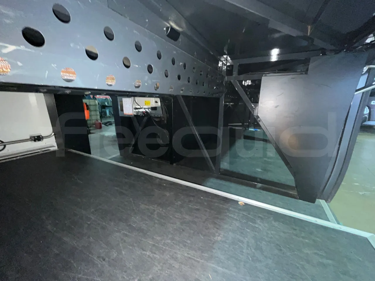 Iveco Magelys SFR2XX QC M8CU - Euro6 - 294Kw - 12,830mt - internal frame rust check