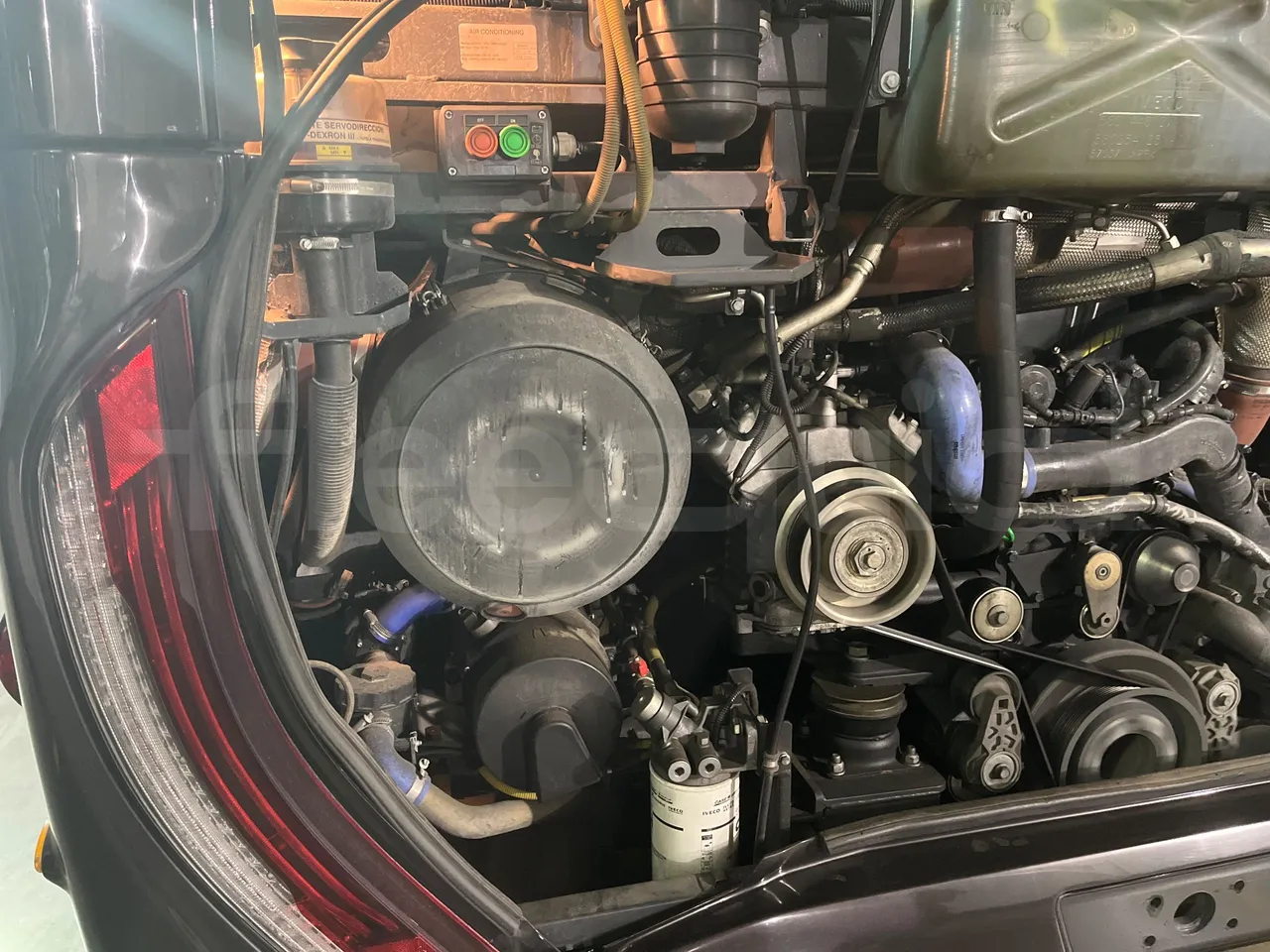 Iveco Magelys SFR2XX QC M8CU - Euro6 - 294Kw - 12,830mt - preheater webasto photo