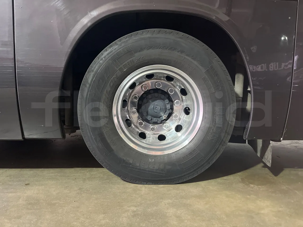 Iveco Magelys SFR2XX QC M8CU - Euro6 - 294Kw - 12,830mt - rear left tire photo