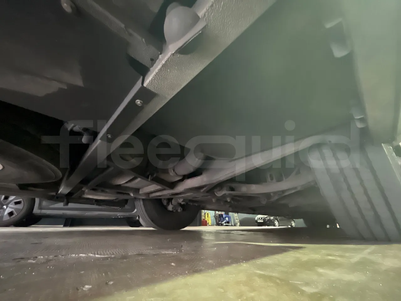 Iveco Magelys SFR2XX QC M8CU - Euro6 - 294Kw - 12,830mt - front axle left side