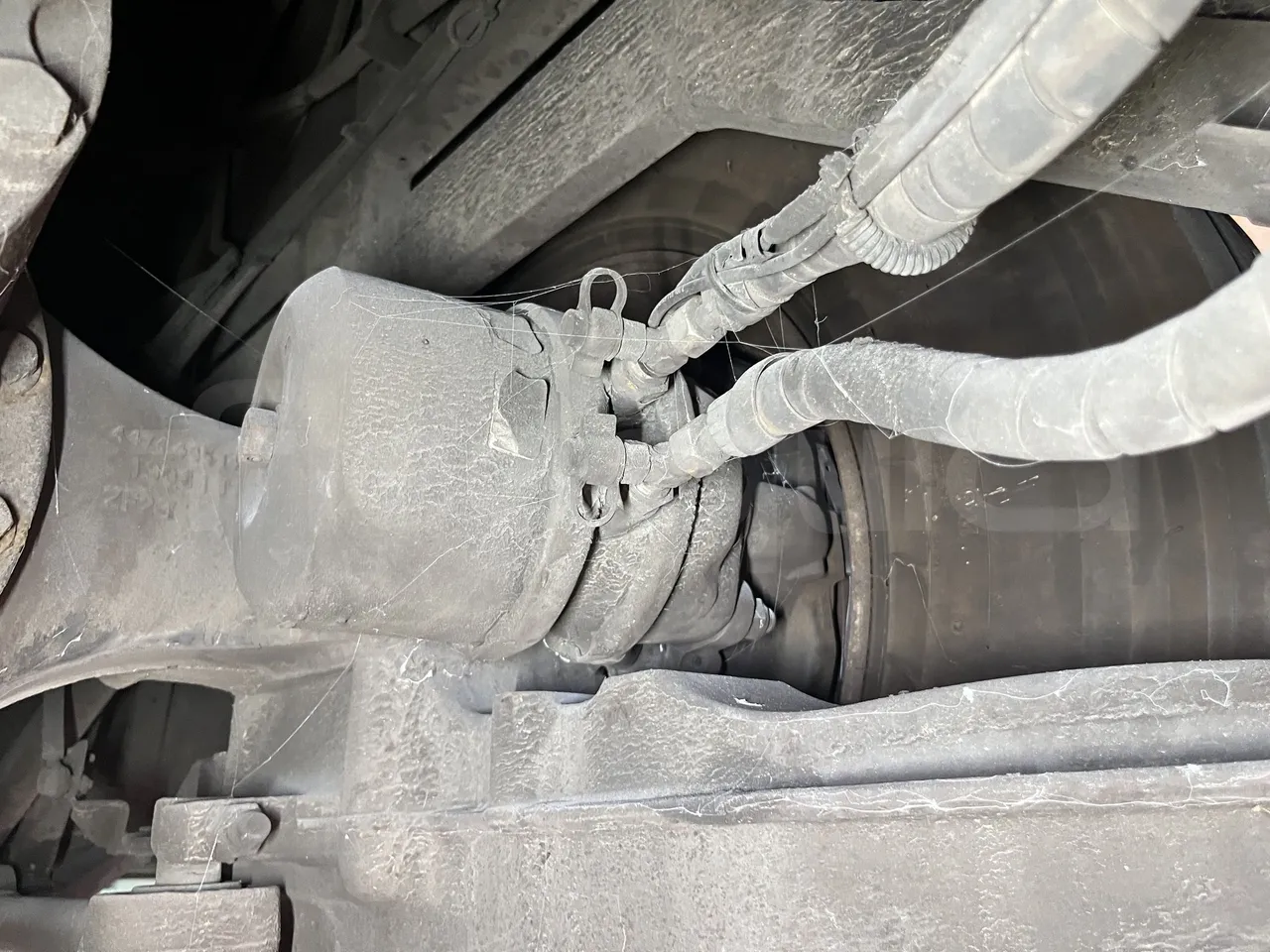 Temsa Safari - Second Axle Caliper Brakes Right Side