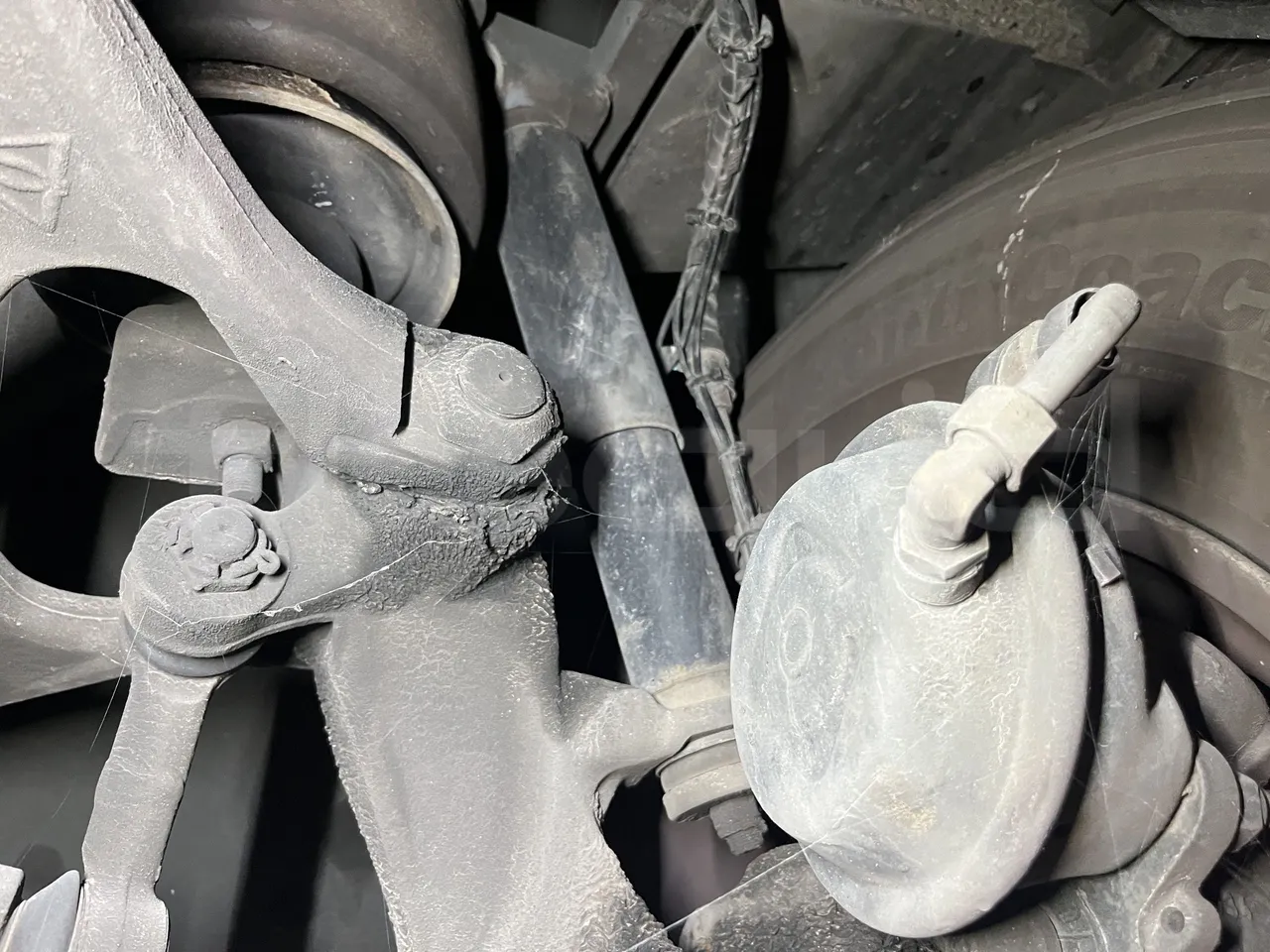 Temsa Safari - First Axle Shock Absorbers Left Side