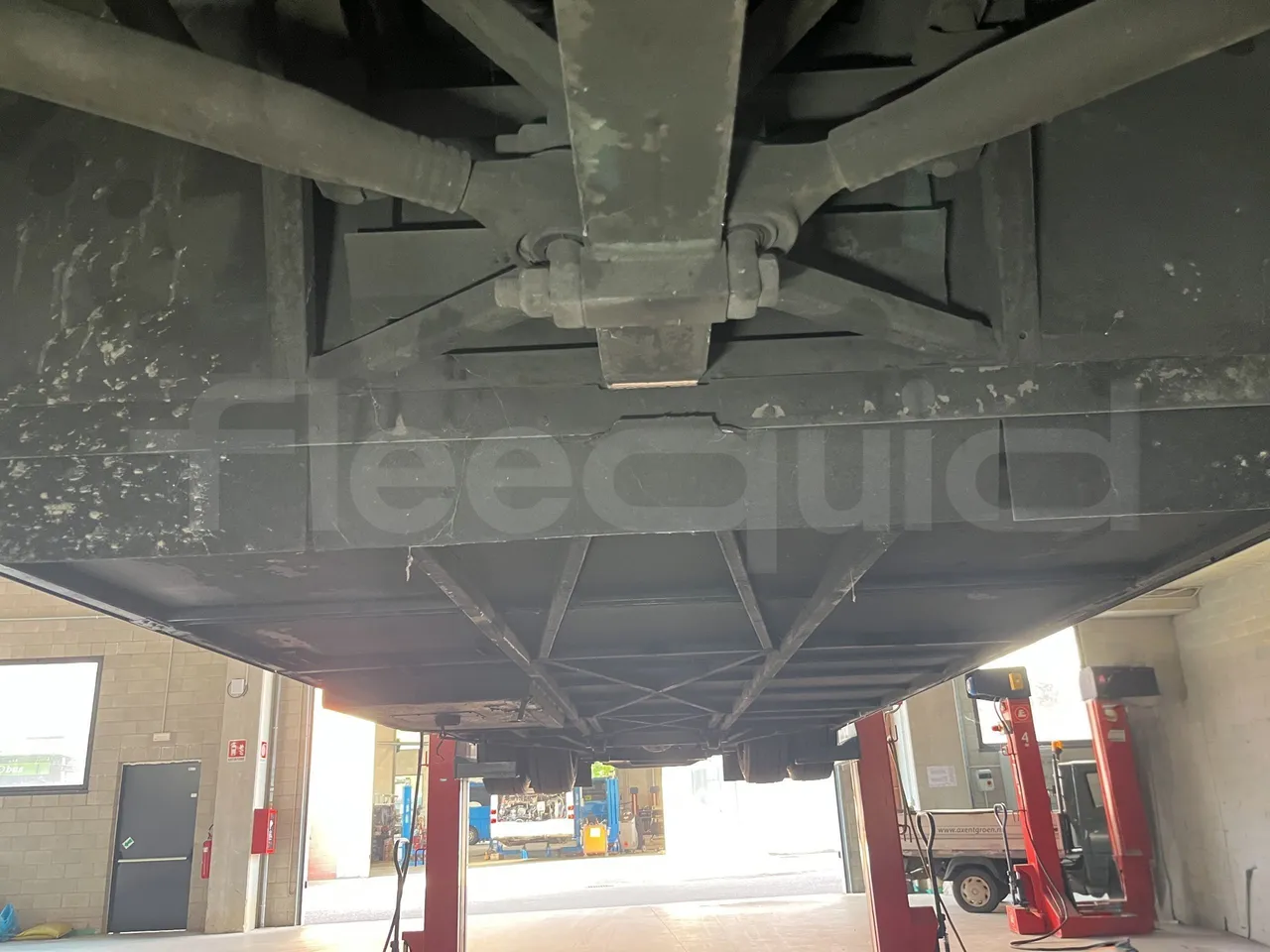 Temsa Safari - Central Undercarriage