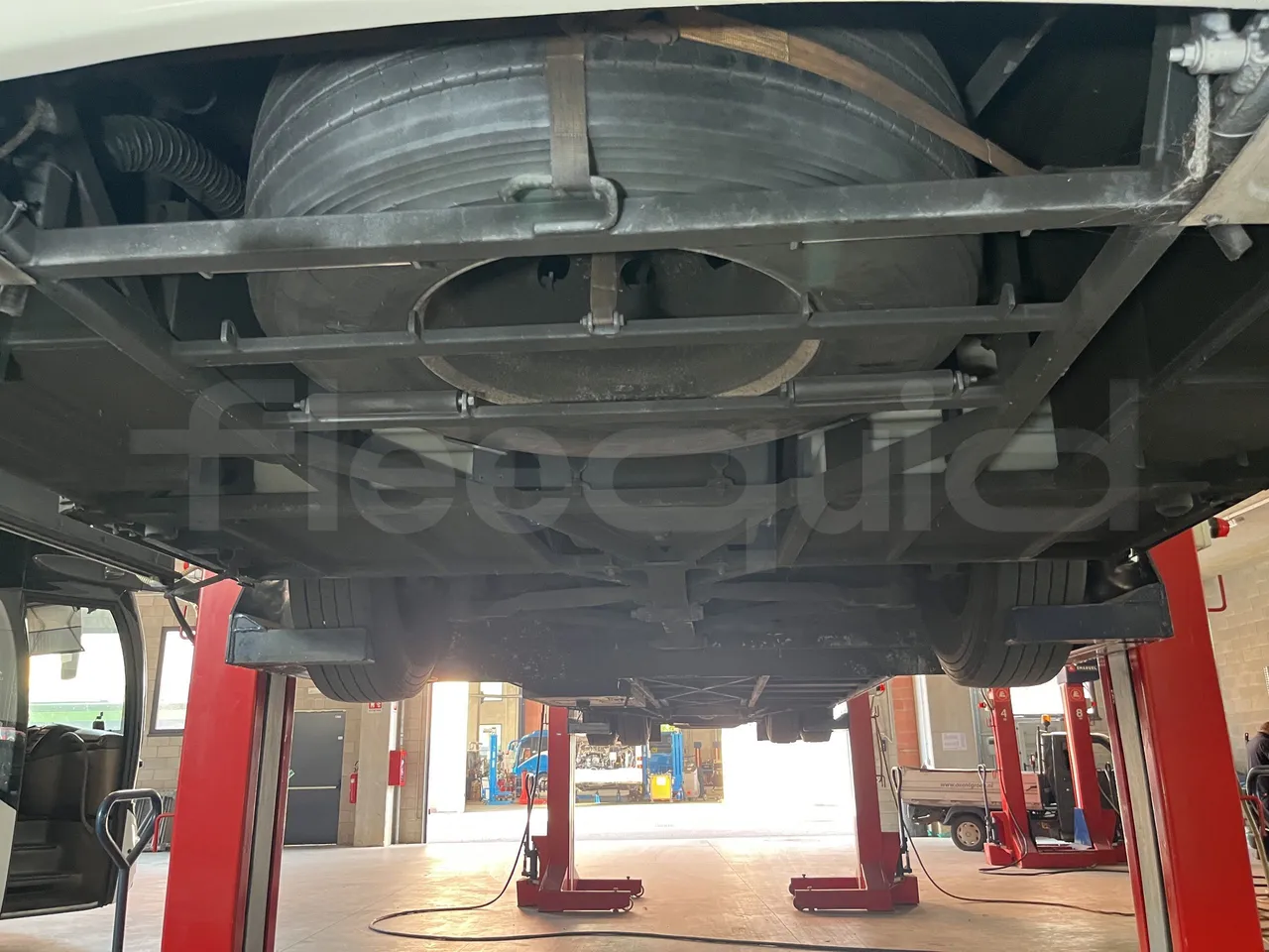 Temsa Safari - Front Undercarriage