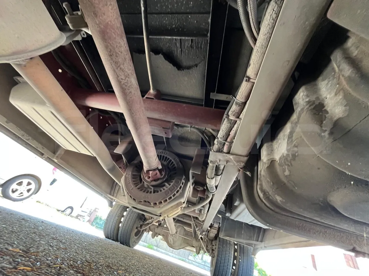 Iveco Cacciamali 65C/ Euro 3 - 122 Kw - 7,990 Mt - front axle left side