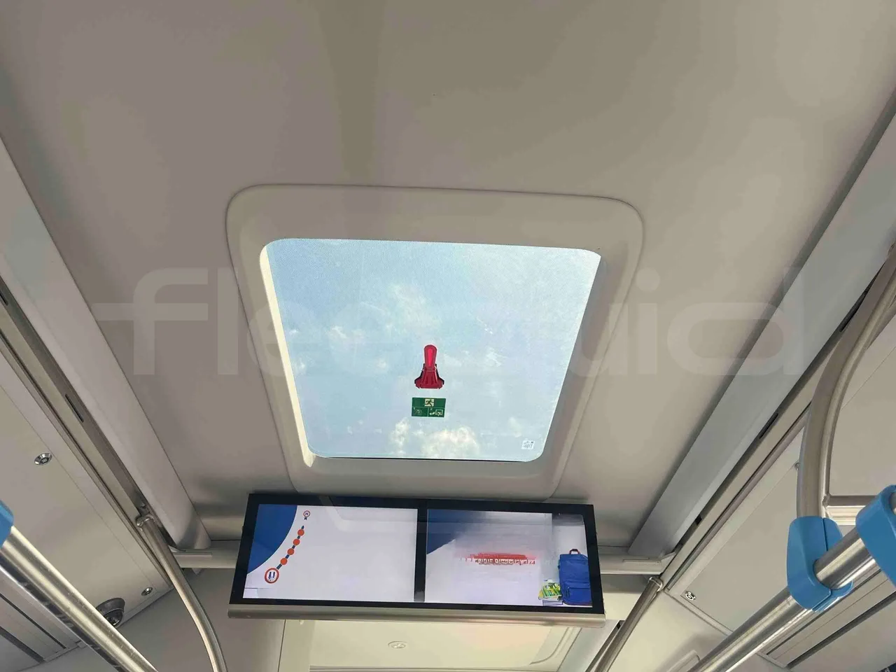 Man Lion's Intercity - roof hatch 2