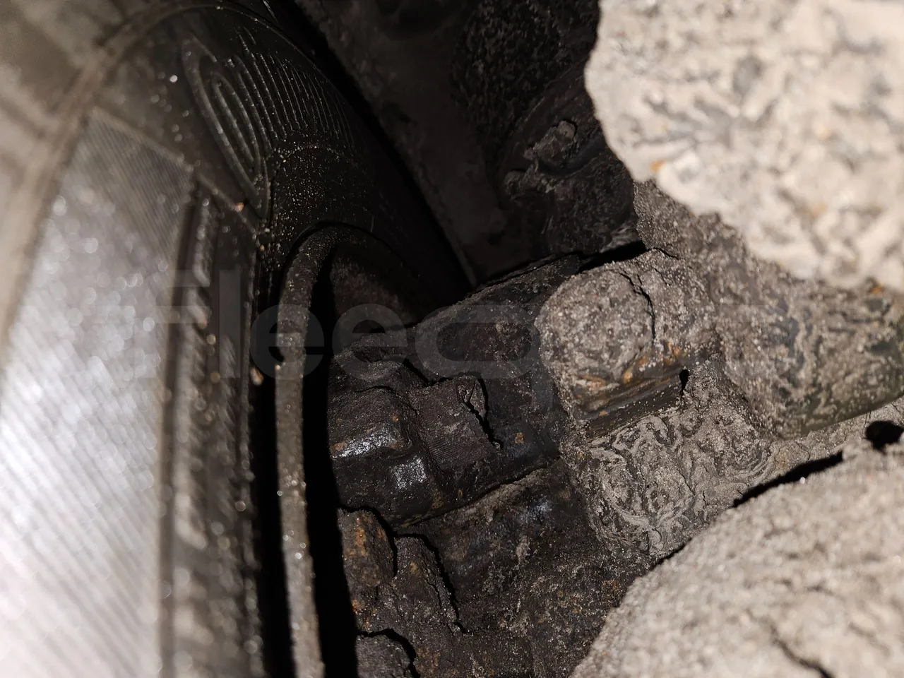 Solaris Urbino 18-Euro5-231kw-18m - axel 3 caliper brakes right