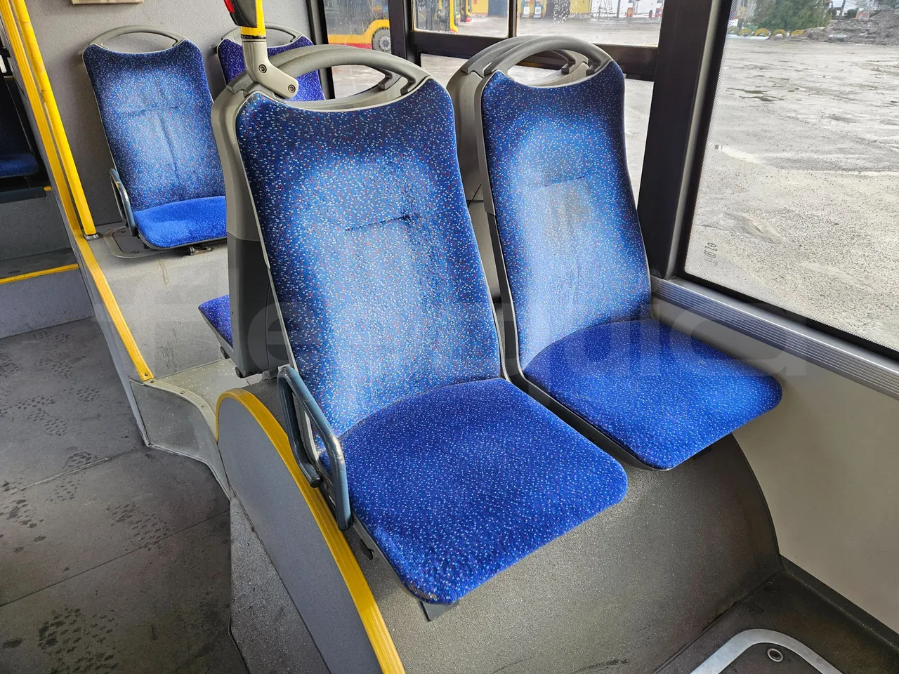 Solaris Urbino 18-Euro5-231kw-18m - central seat safety belt