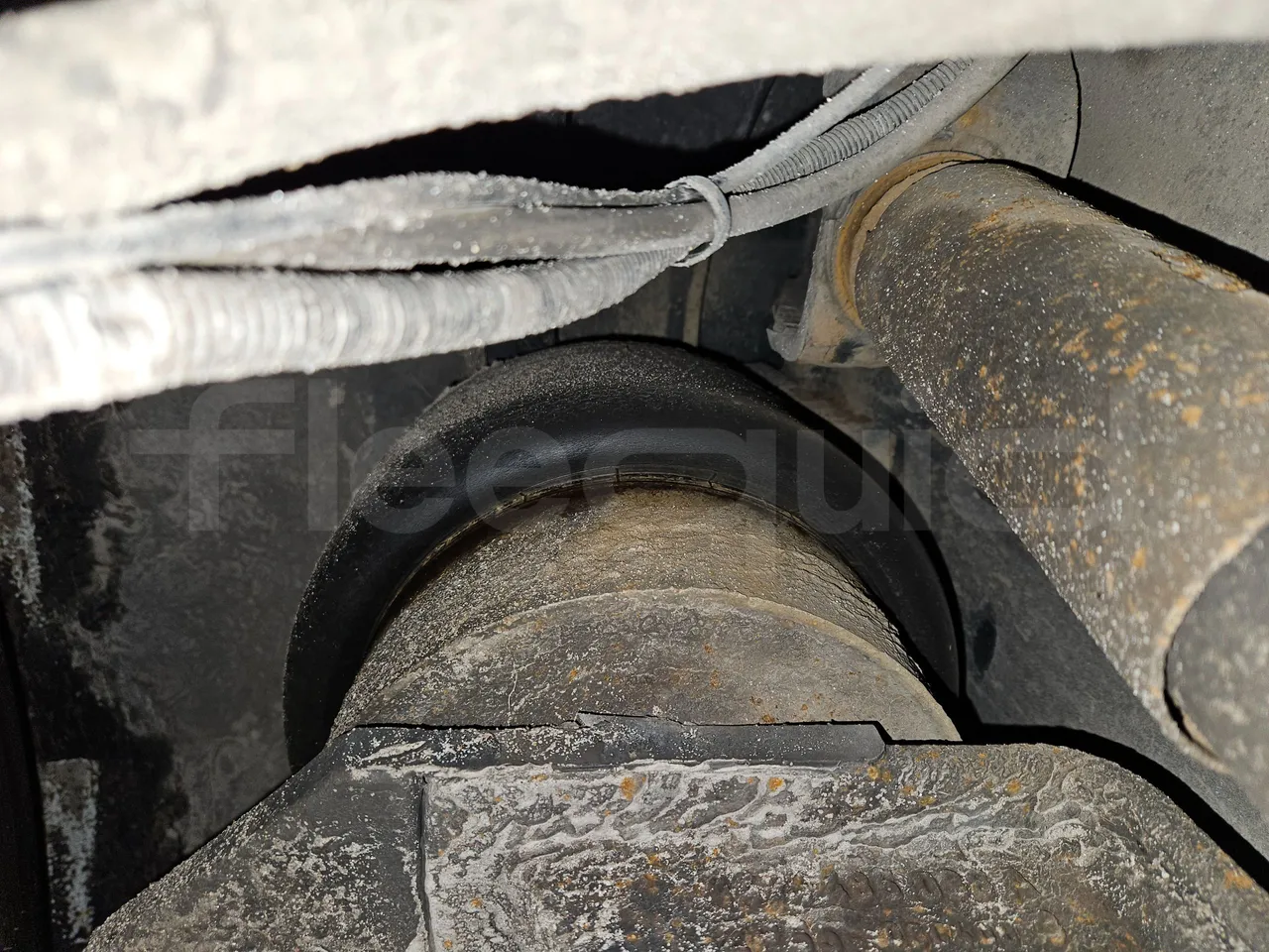 Solaris Urbino 18-Euro5-231kw-18m - front air springs left