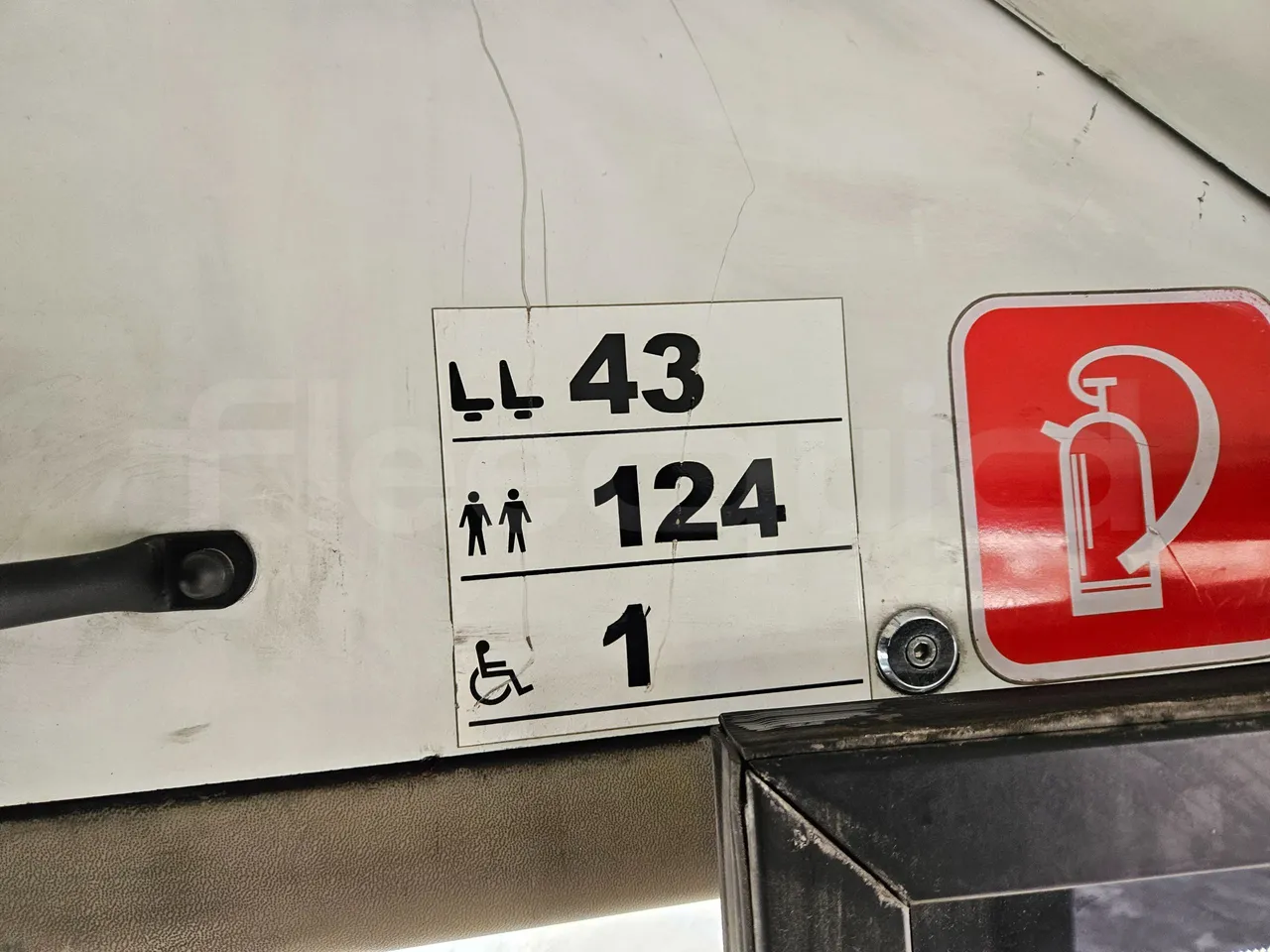 Solaris Urbino 18-Euro5-231kw-18m - seat plate photo