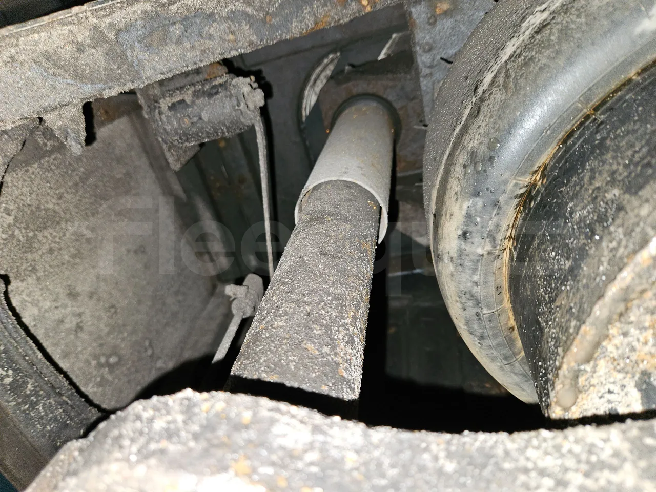 Solaris Urbino 18-Euro5-231kw-18m - axel 3 shock absorbers 1 left