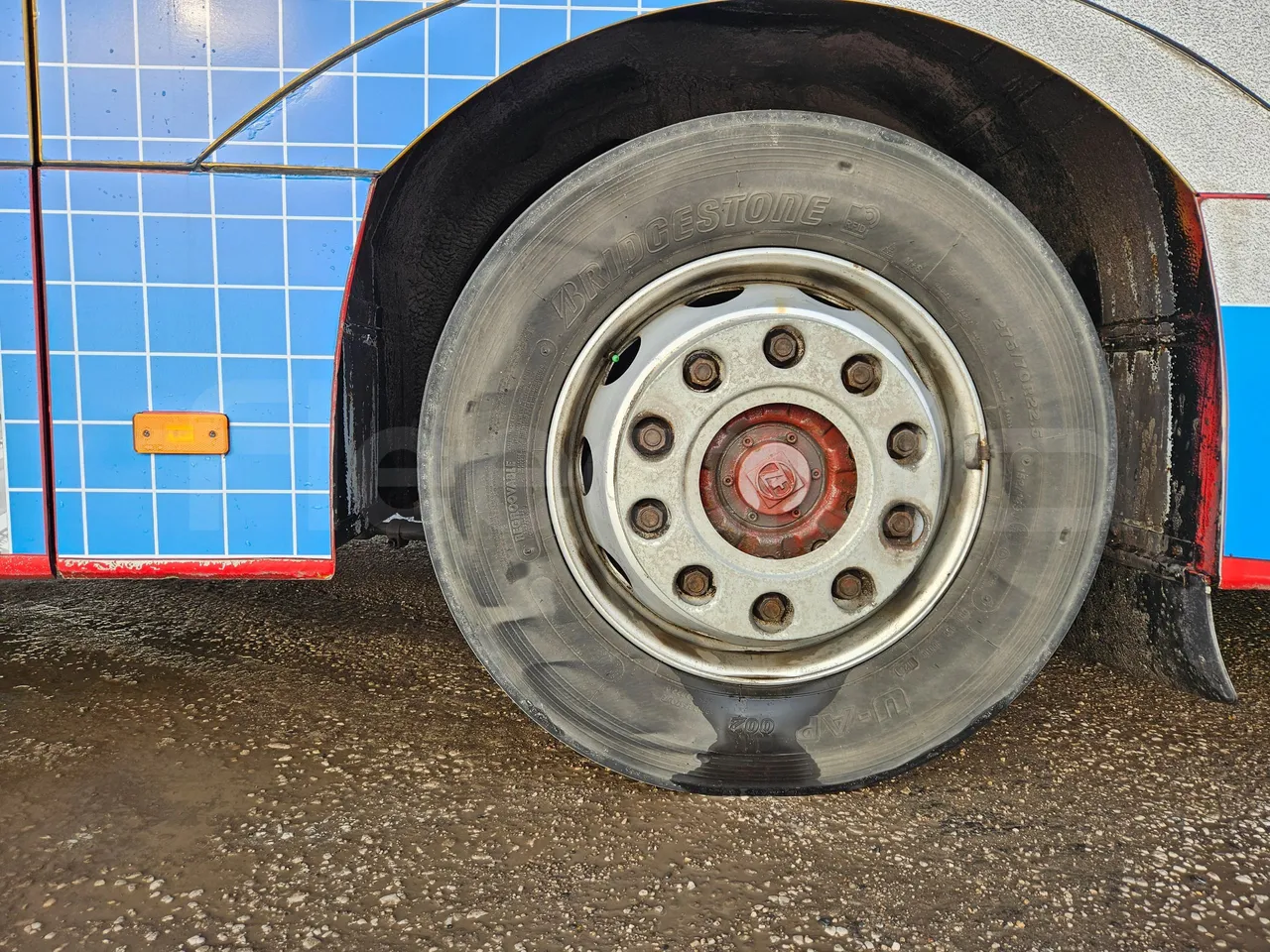 Solaris Urbino 18-Euro5-231kw-18m - front left tire measurements