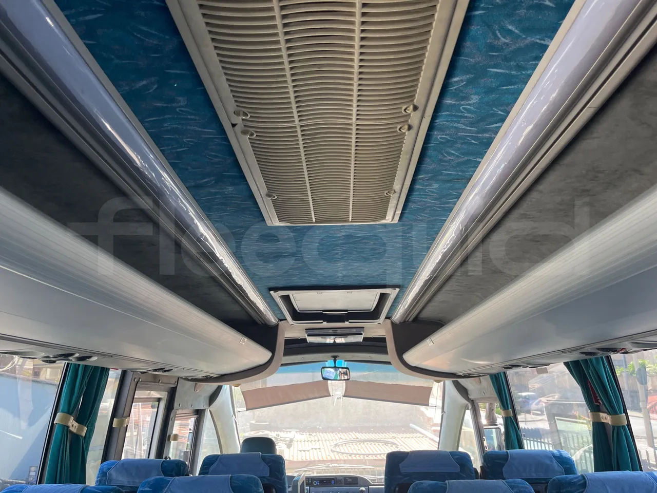 Mercedes-Benz MB 818 S AG670/Euro4 - 130kW - 8mt - overhead compartments photo