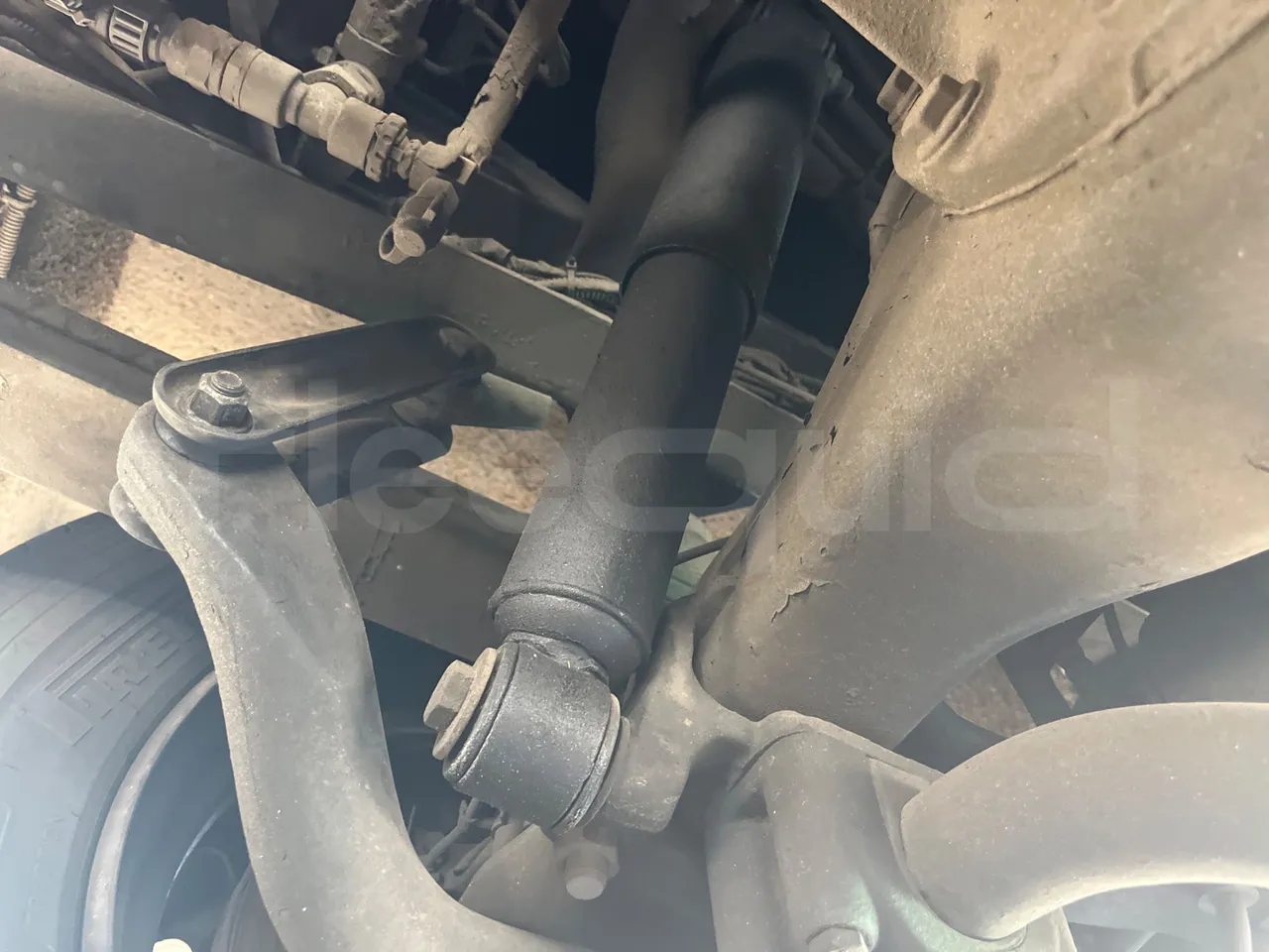 Mercedes-Benz MB 818 S AG670/Euro4 - 130kW - 8mt - axle 2 shock absorbers 1 right