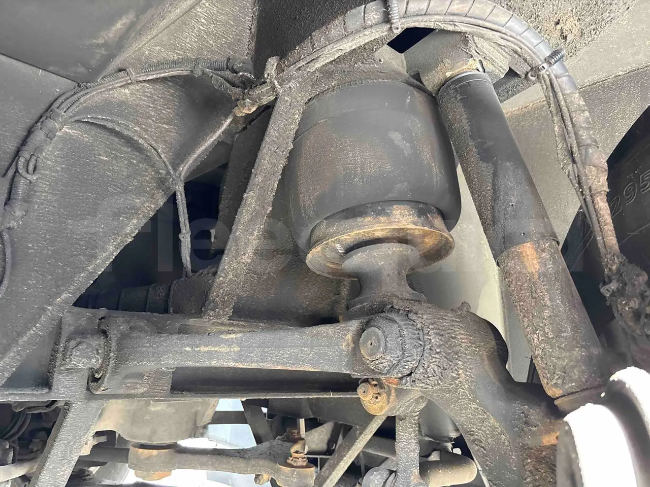Temsa Safari - front shock absorbers left