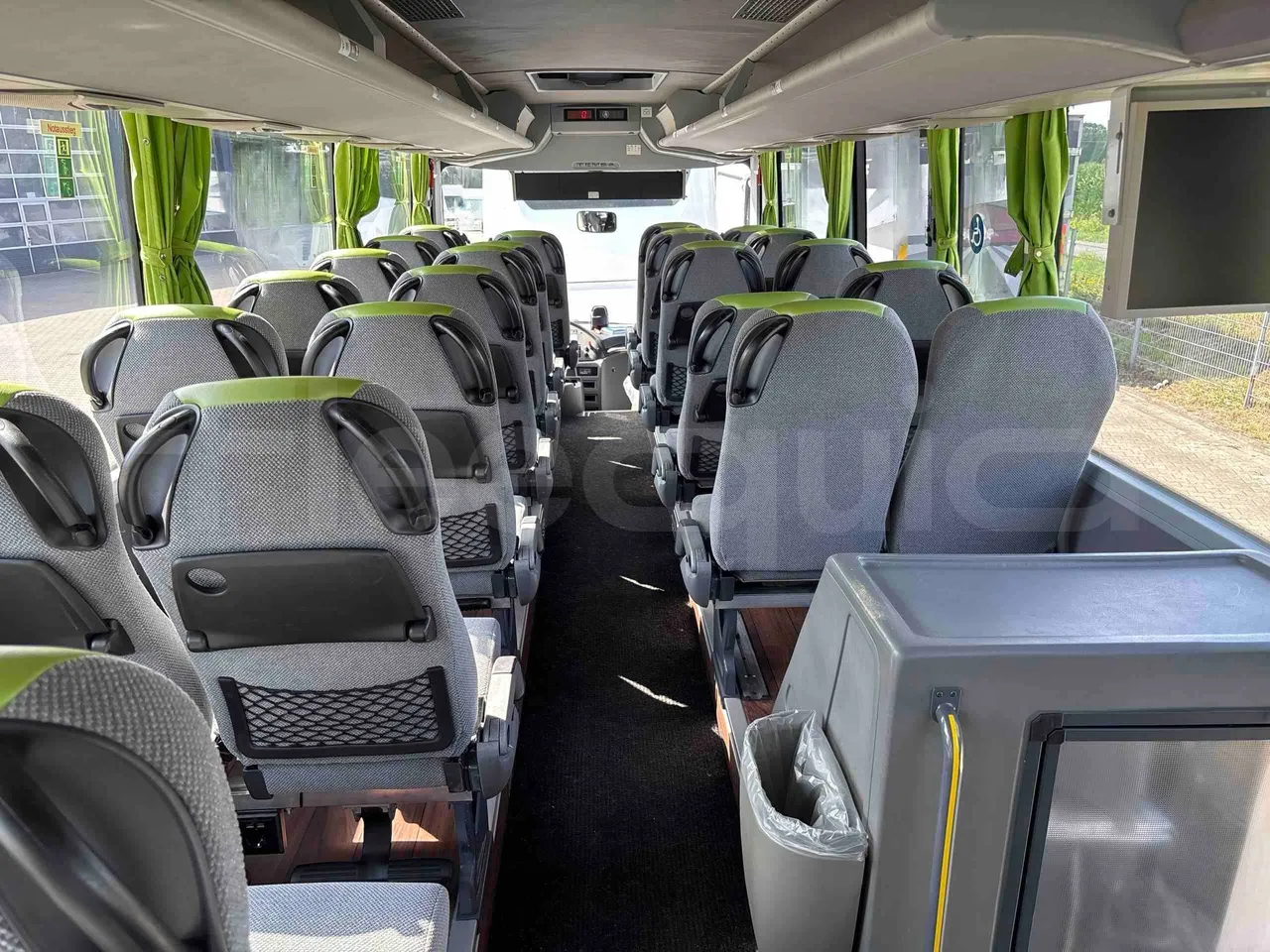 Temsa Safari - forward view middle aisle