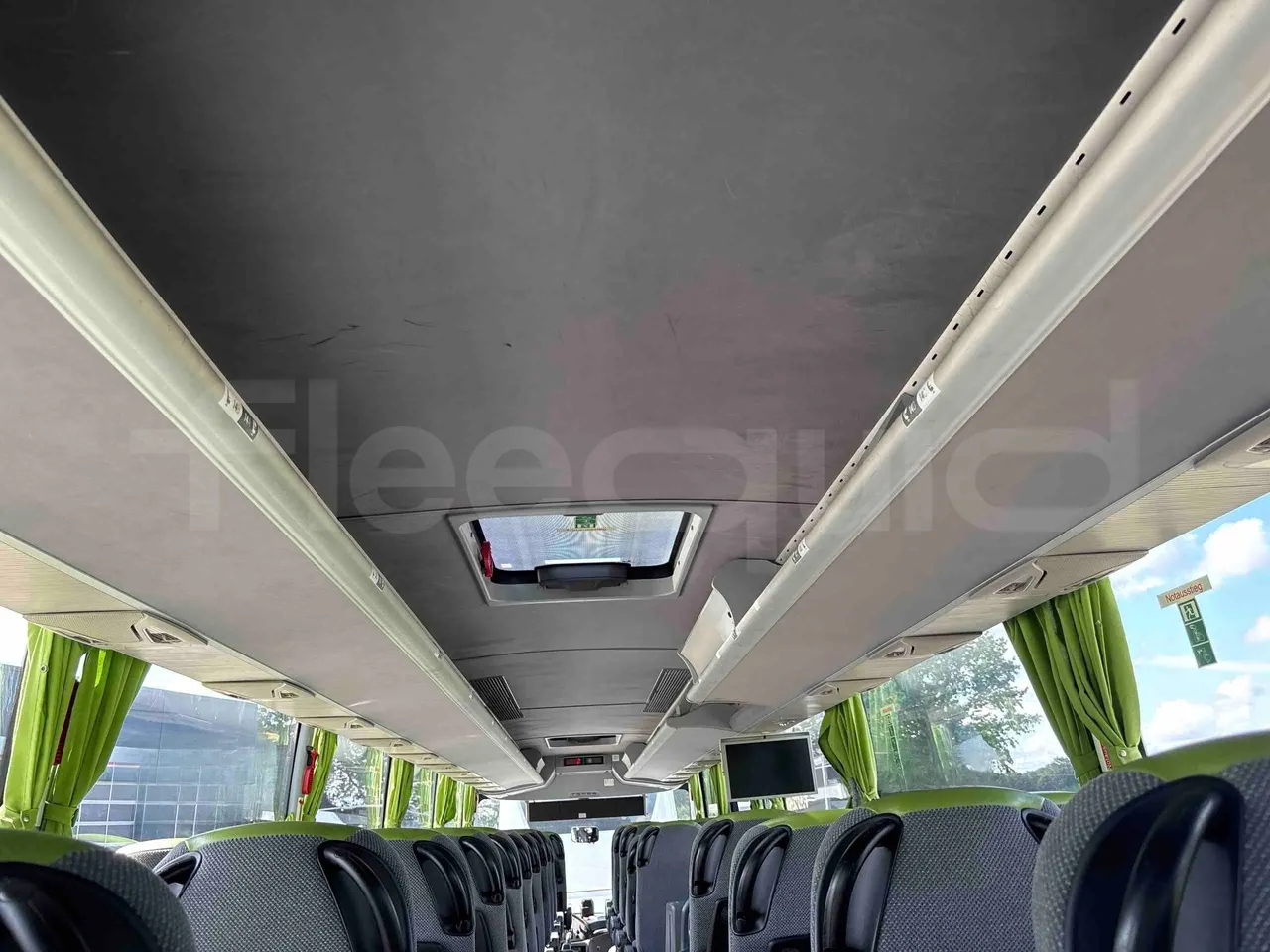 Temsa Safari - overhead compartments photo