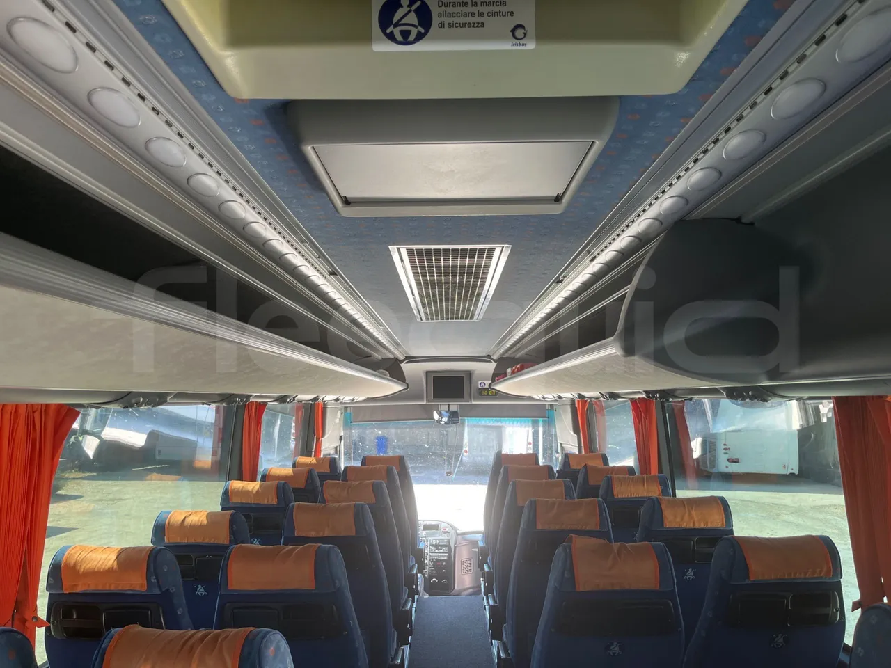 Iveco 389 - monitor detail photo