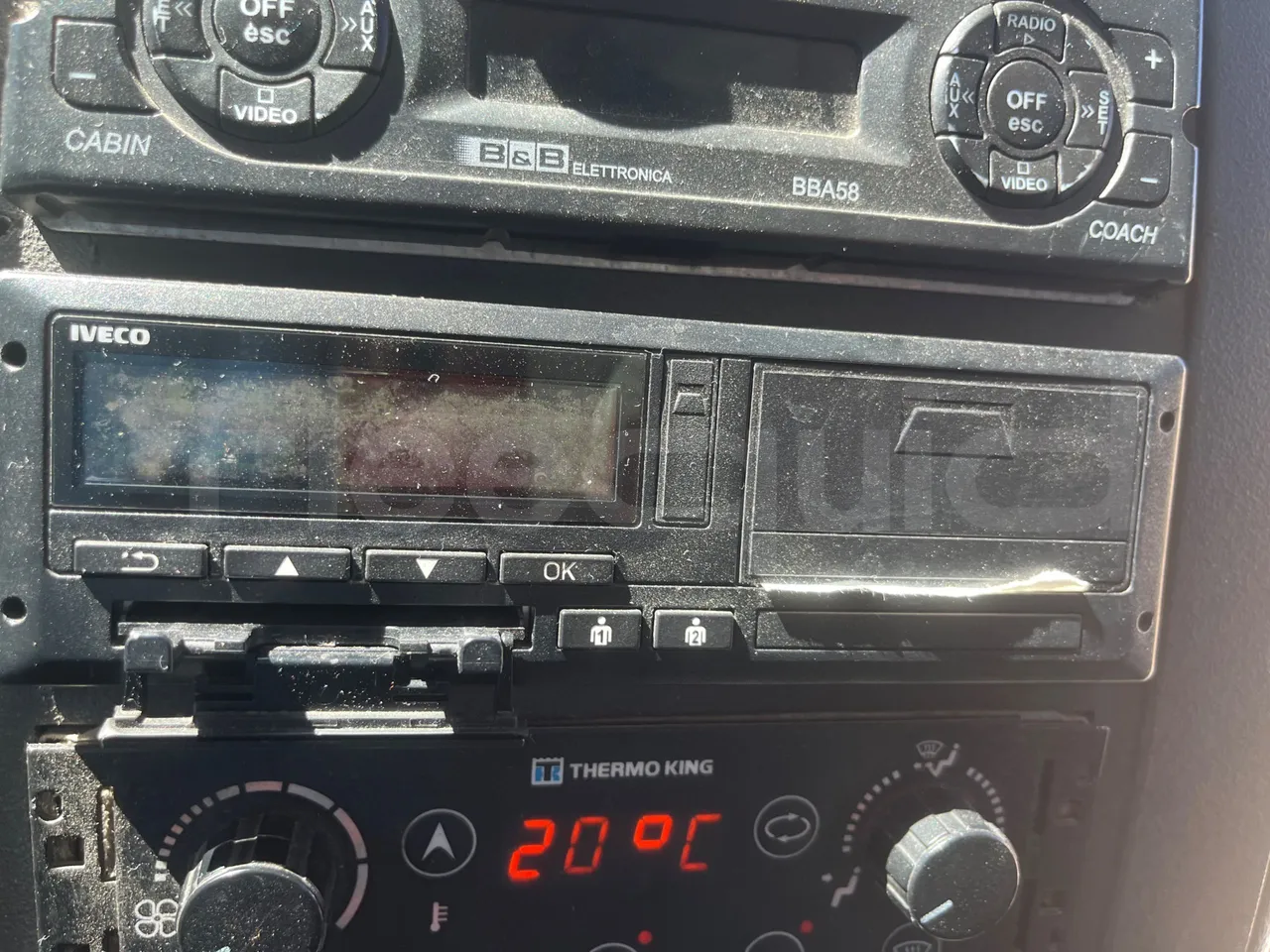 Iveco 389 - Tachograph